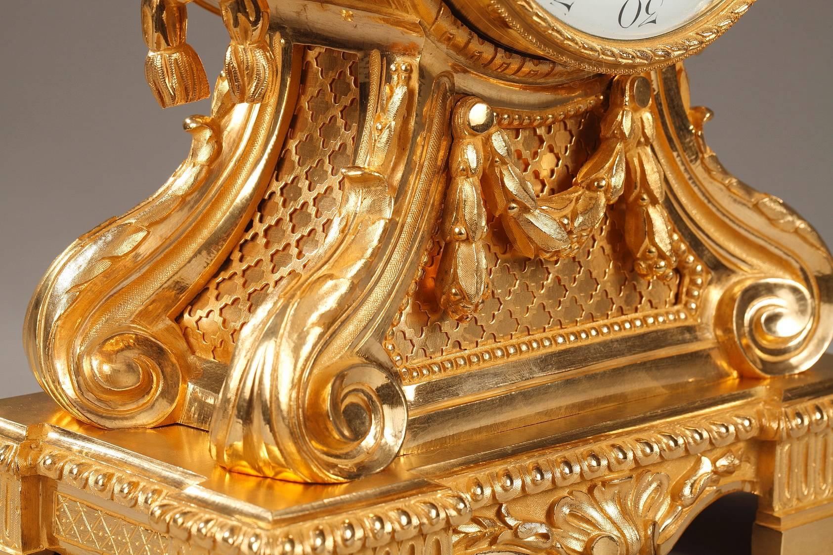 Pendule de cheminée Napoléon III de style Louis XVI par C. Detouche:: 19e siècle 2