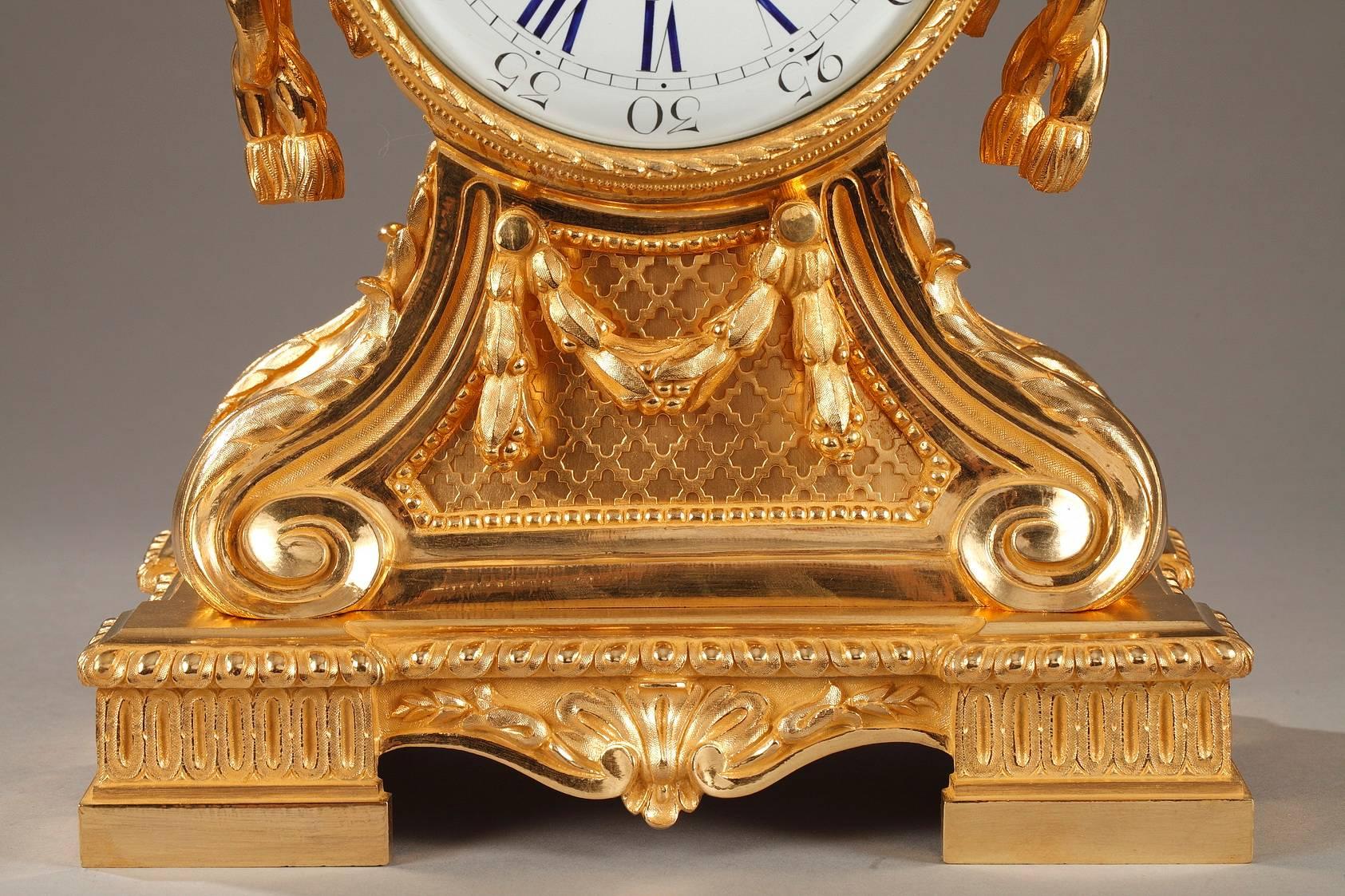 Pendule de cheminée Napoléon III de style Louis XVI par C. Detouche:: 19e siècle 1