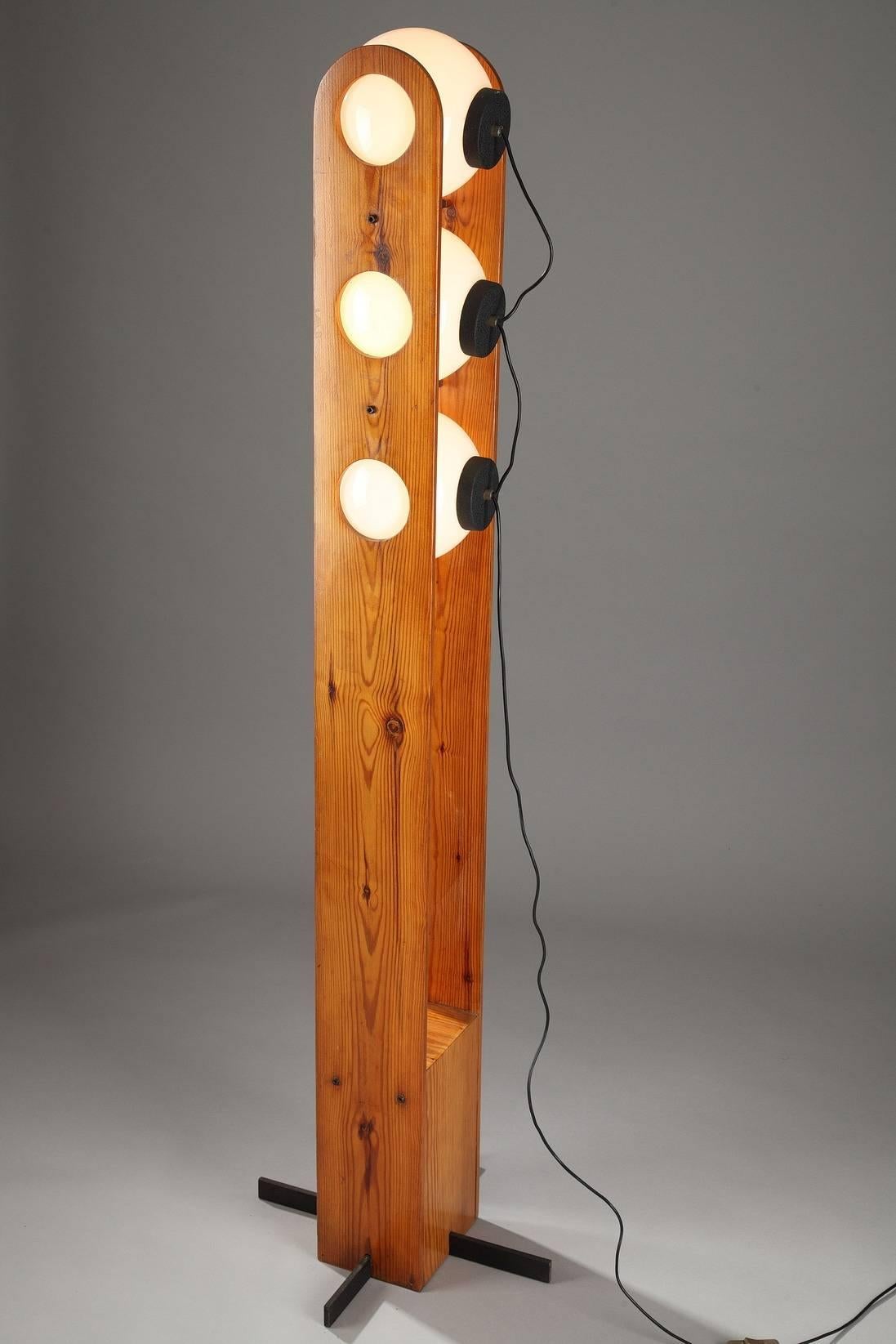 Lacquered Chalet Floor Lamp in the Style of Charlotte Perriand for Les Arcs