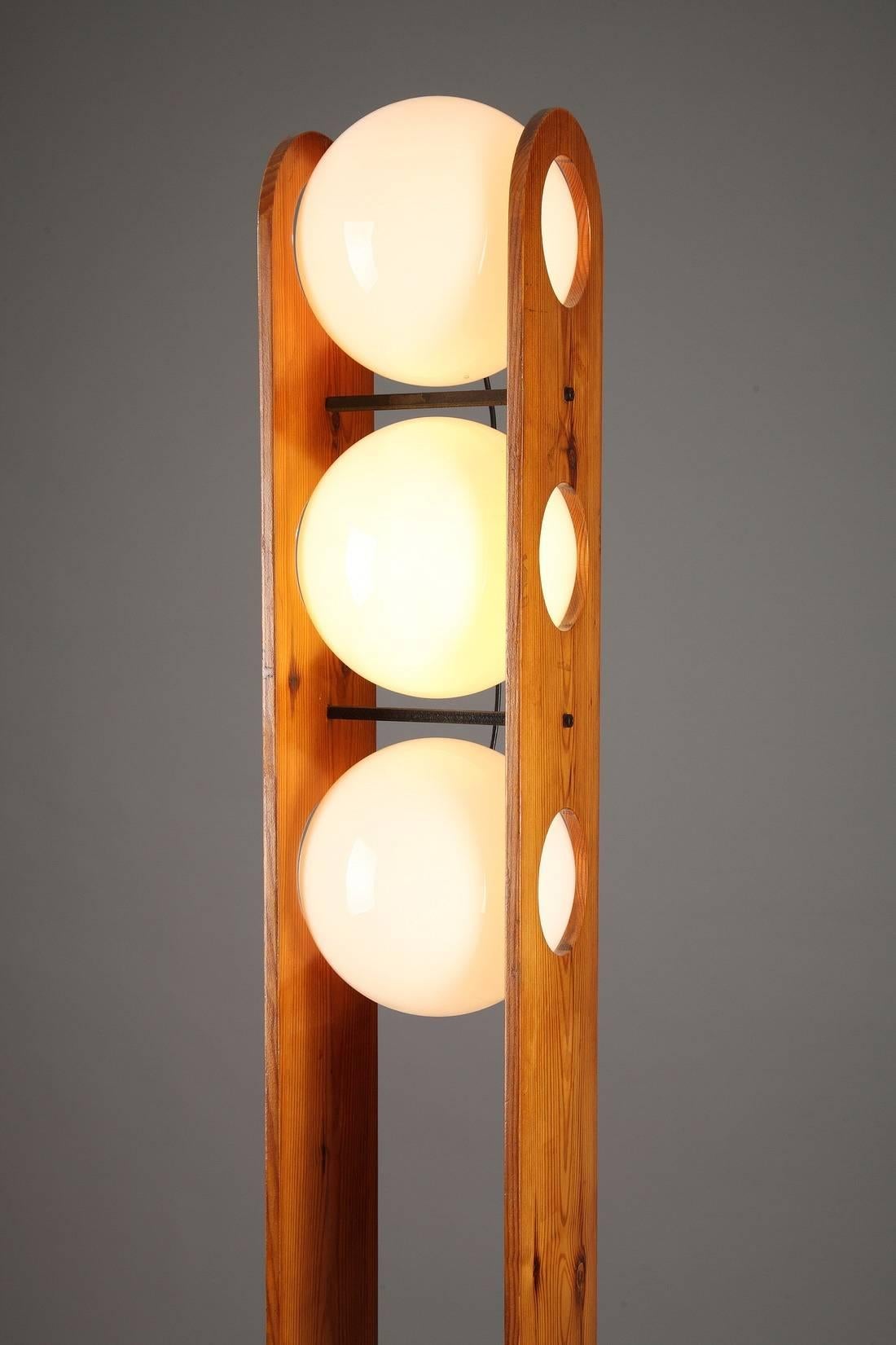 Mid-20th Century Chalet Floor Lamp in the Style of Charlotte Perriand for Les Arcs