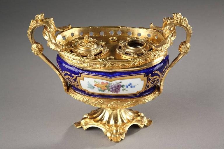 Inkstand in 18th Century Sevres Porcelain For Sale at 1stdibs
