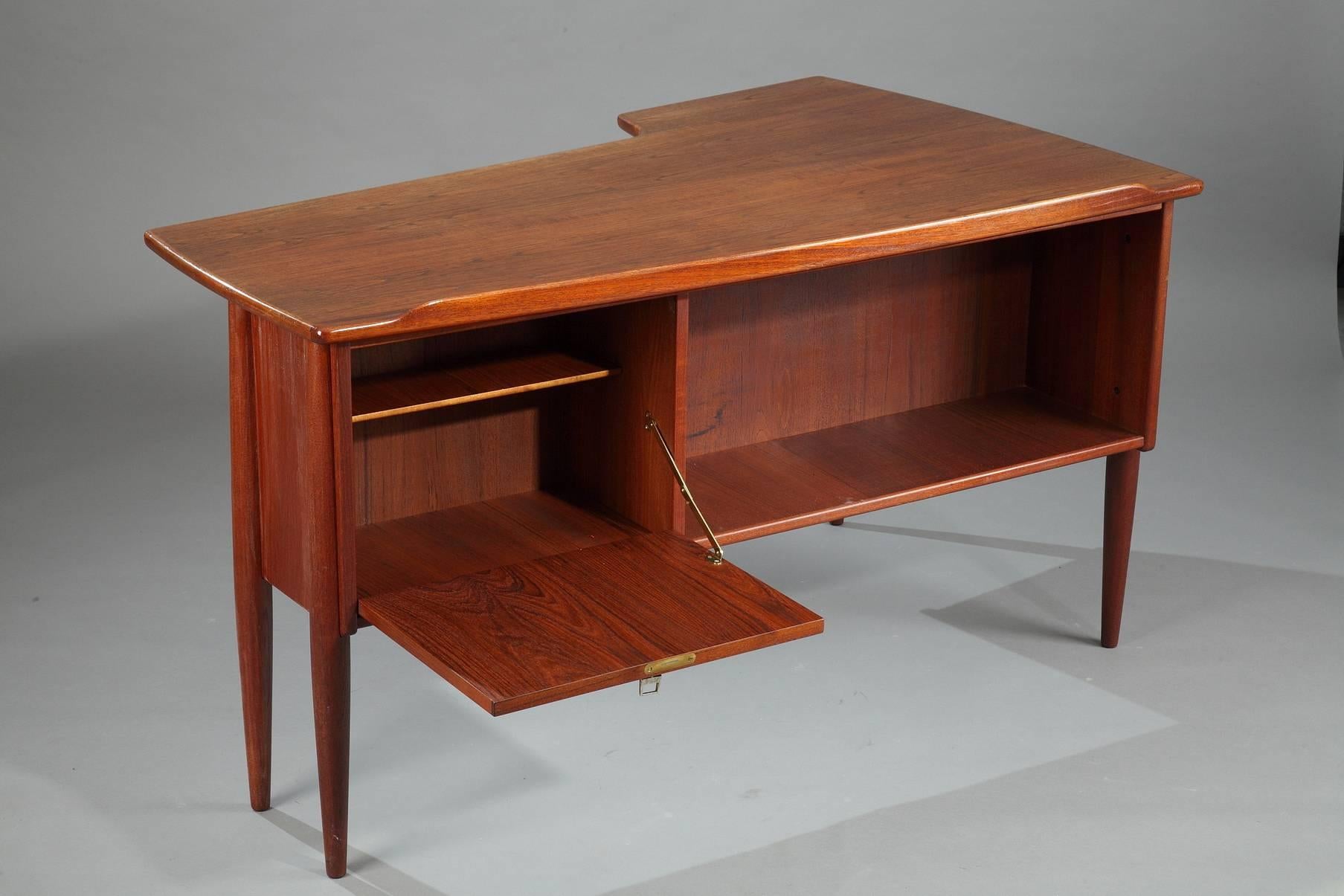 Scandinavian Teak Desk by Peter Løvig Nielsen In Good Condition In Paris, FR