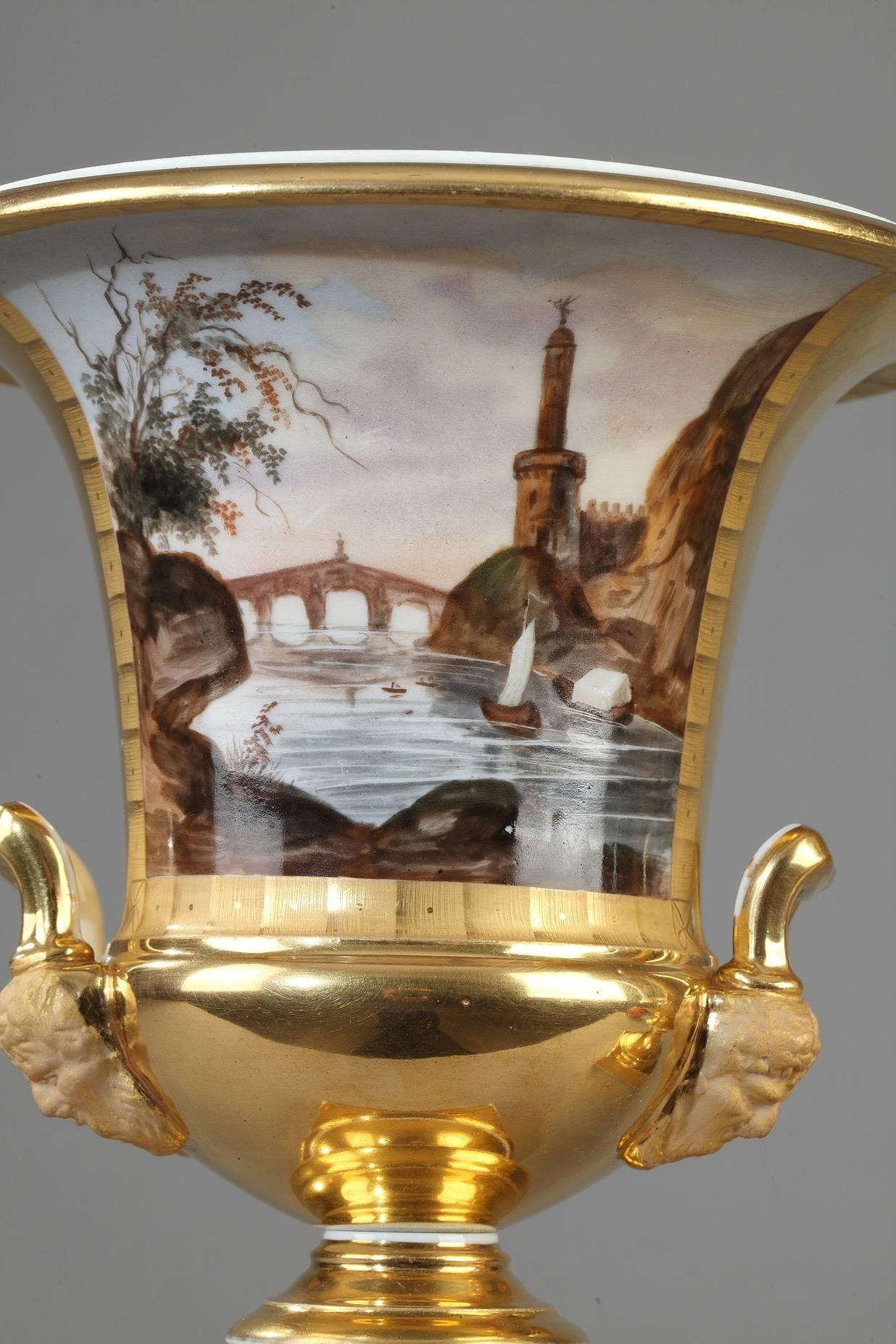 19th Century Pair of Porcelain Medici Vases with Views of Italy In Good Condition In Paris, FR