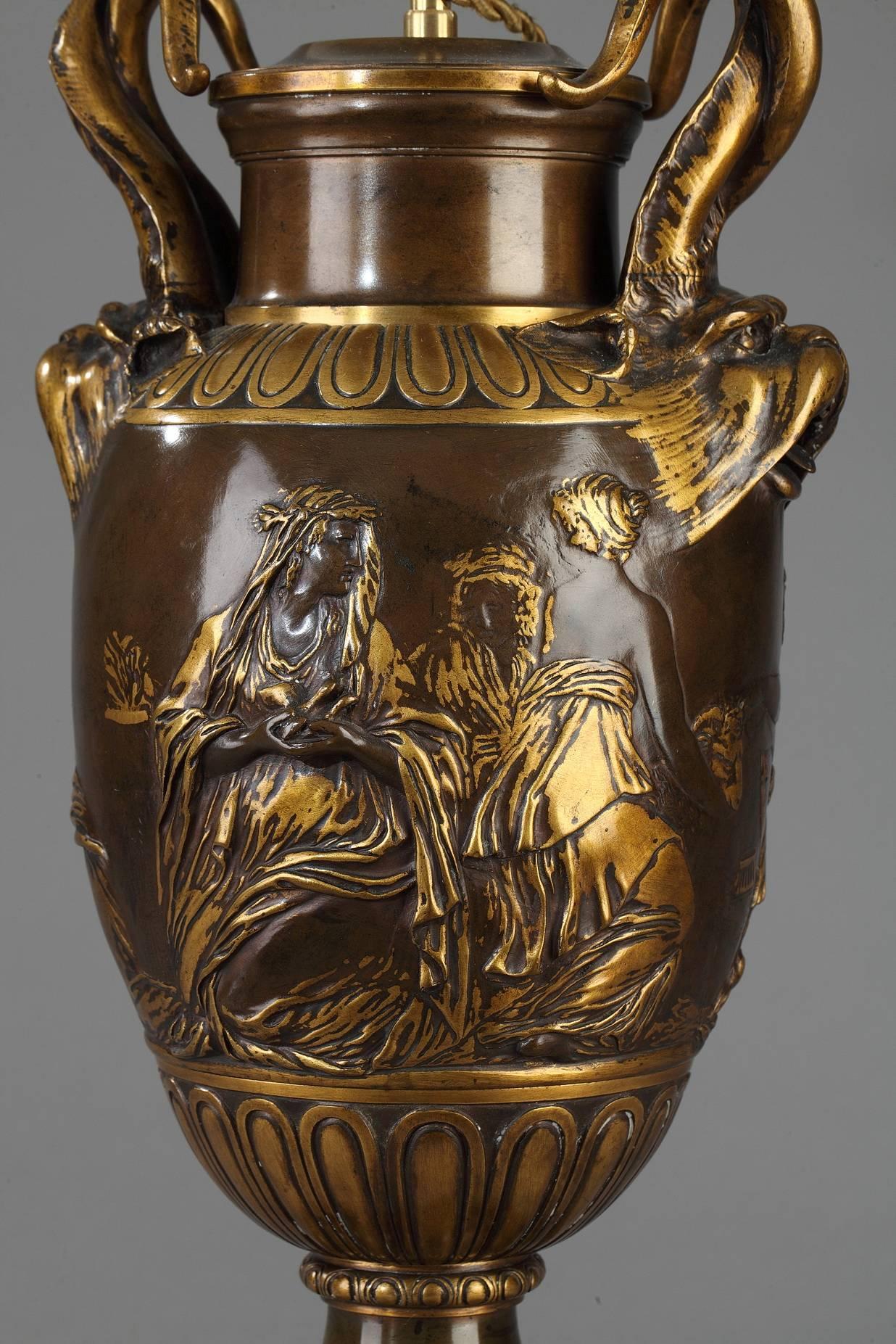 Pair of Vases Lamps by Ferdinand Barbedienne (1810-1892) In Good Condition In Paris, FR