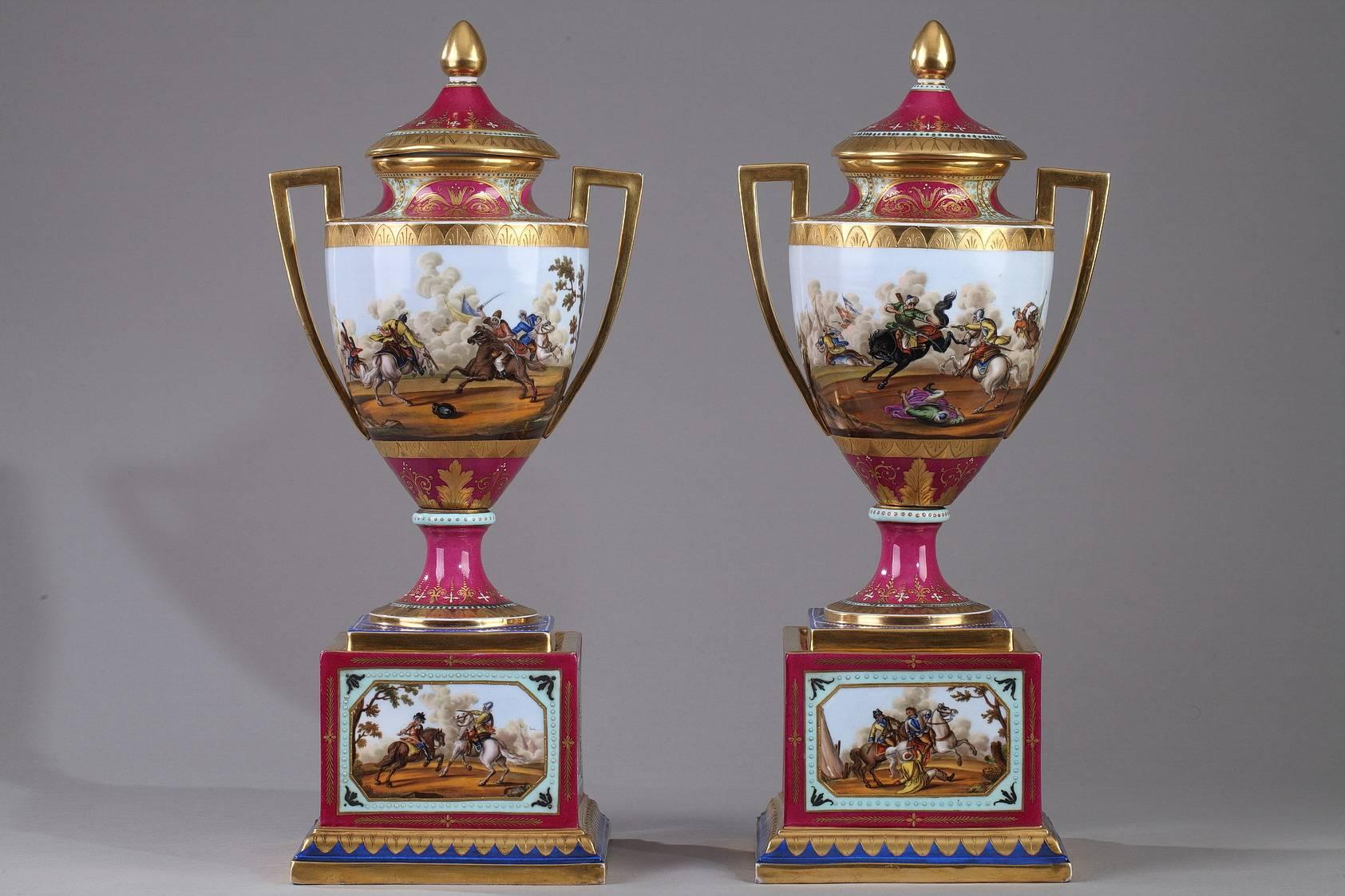 19th Century Pair of Vienna Porcelain Vases 3