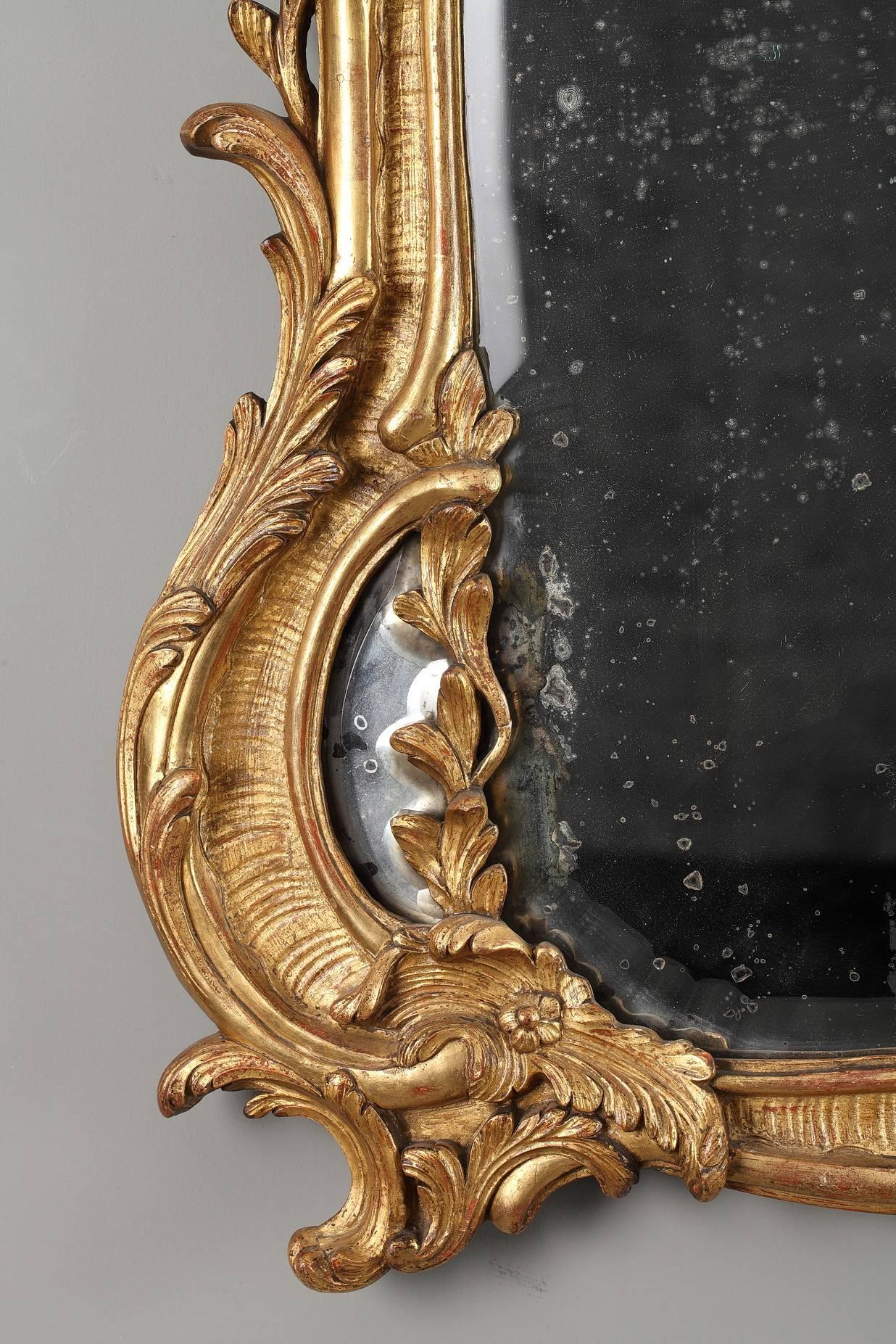 18th Century Louis XV Giltwood Mirror 3