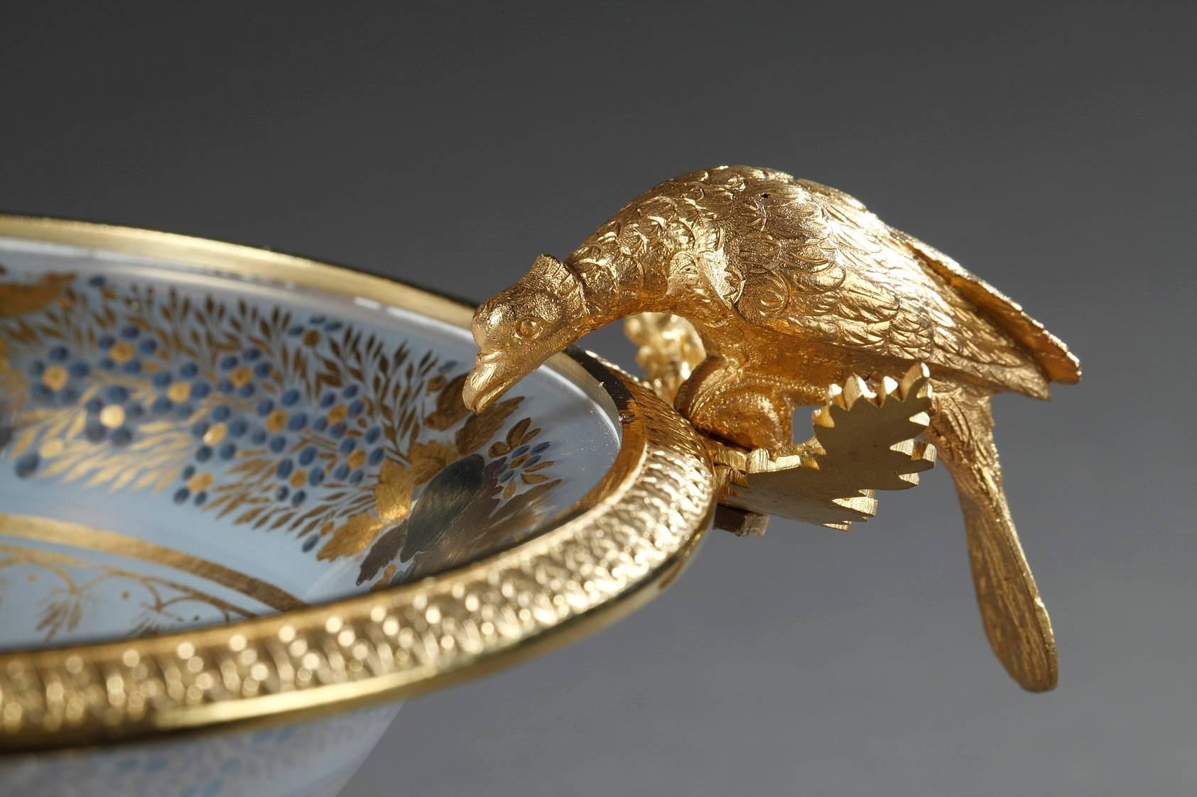 Early 19th Century Opaline Crystal Cup with Birds In Good Condition In Paris, FR