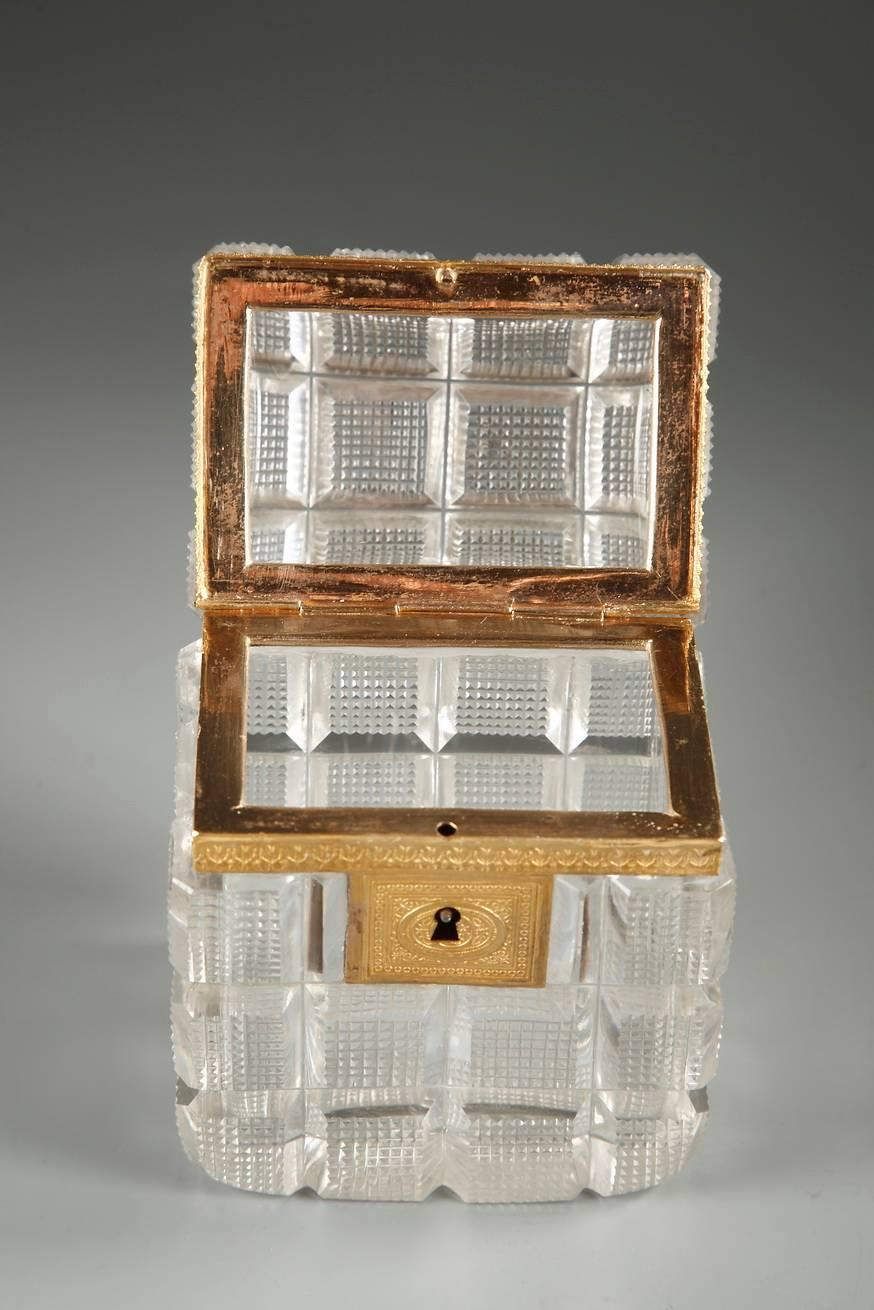 Early 19th Century Charles X Jewelry Box in Cut Crystal and Gilt Bronze 2