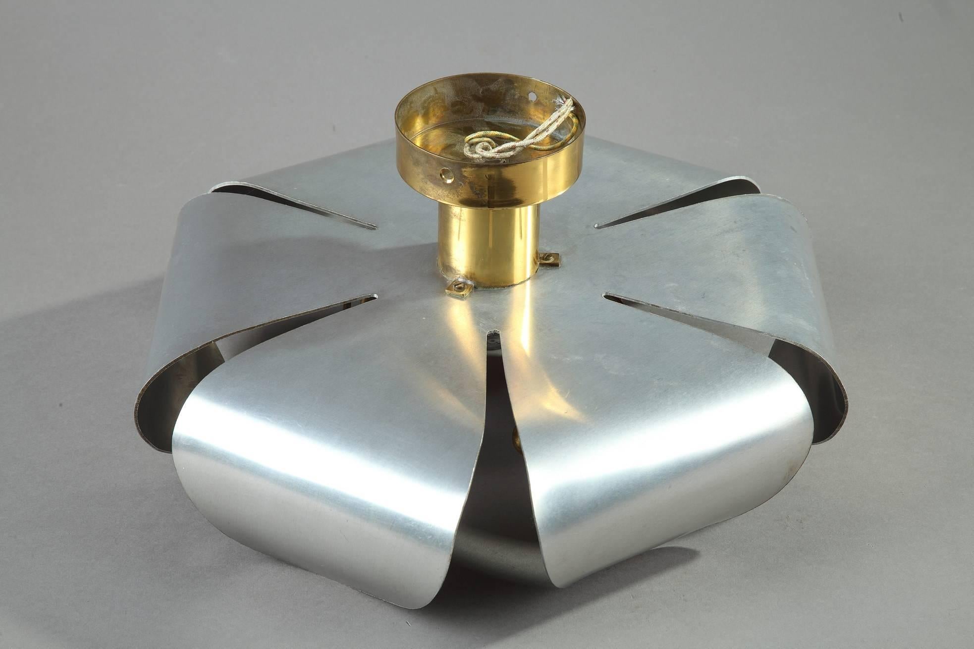 20th Century Chrome-Plated and Brass Pistil-Shaped Wall Light 4