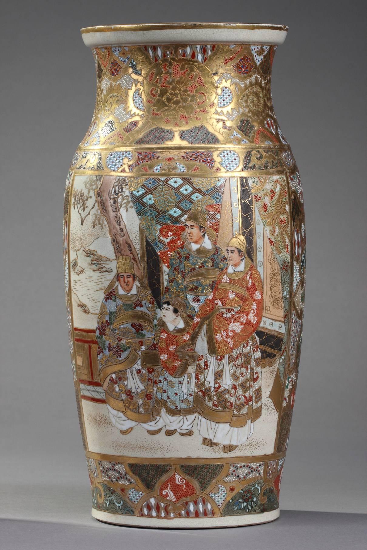 Late 19th Century Pair of Japanese Satsuma Vases 1