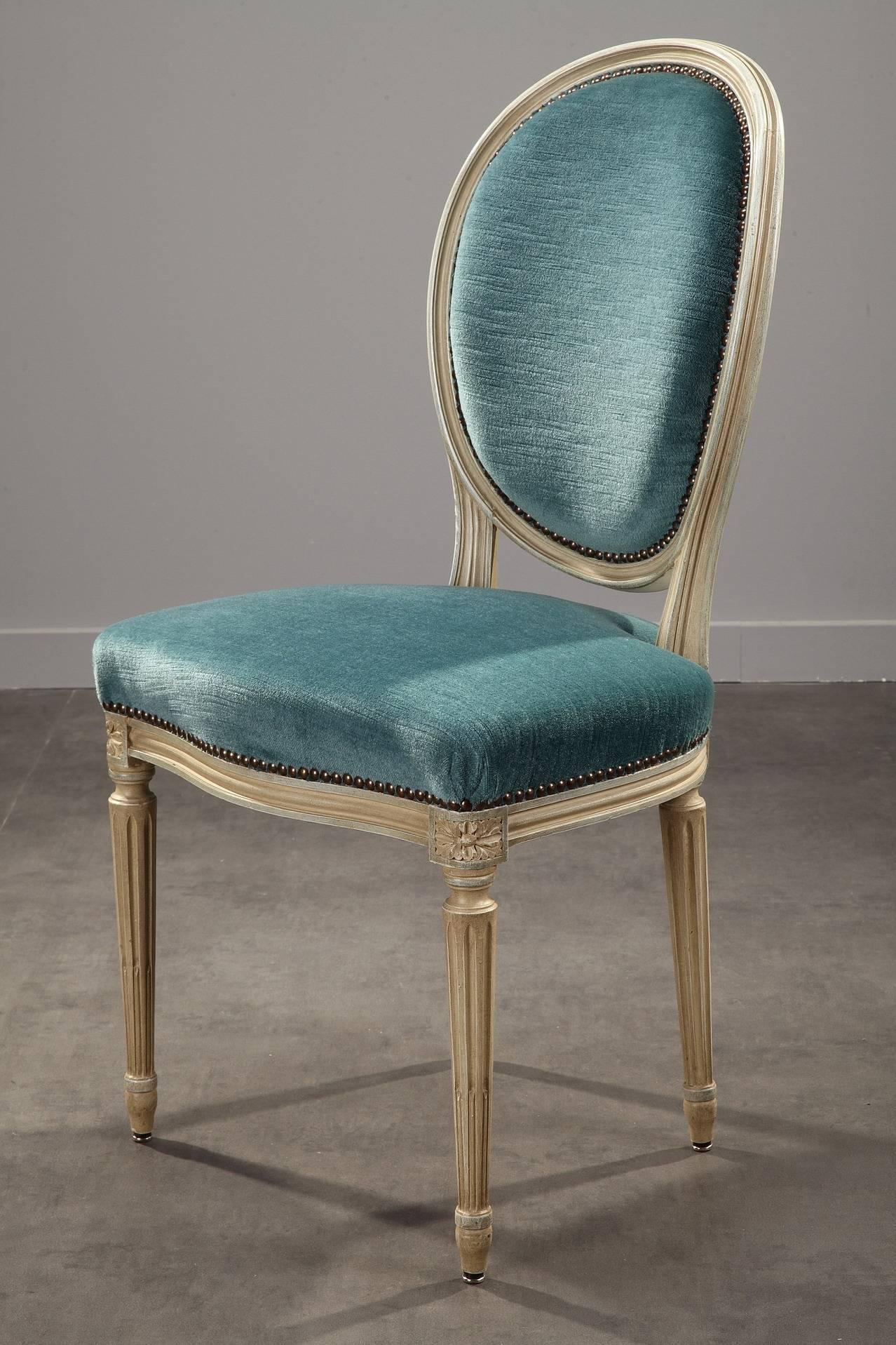 Late 19th Century Eight Chairs With Medallion Backrest in Louis XVI Style 1