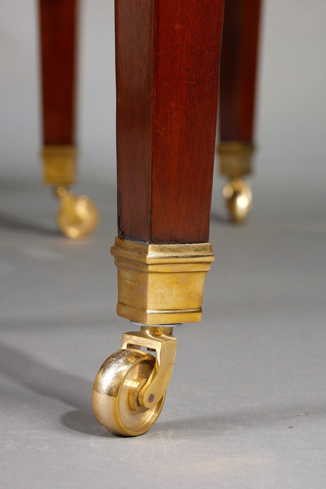 Very large mahogany dining table from the 19th century For Sale 12