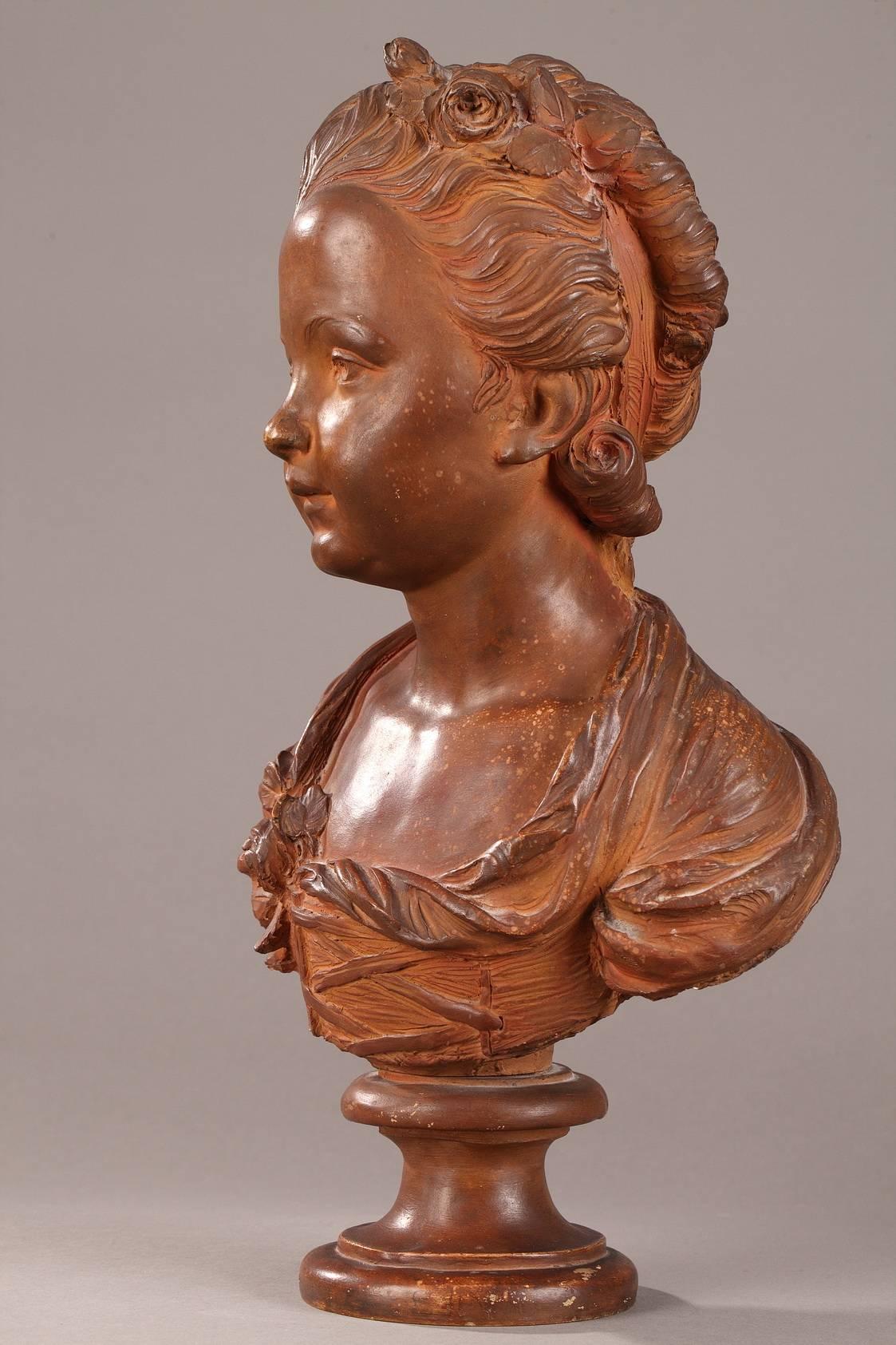 Bust of a Woman in Terracotta In Good Condition In Paris, FR