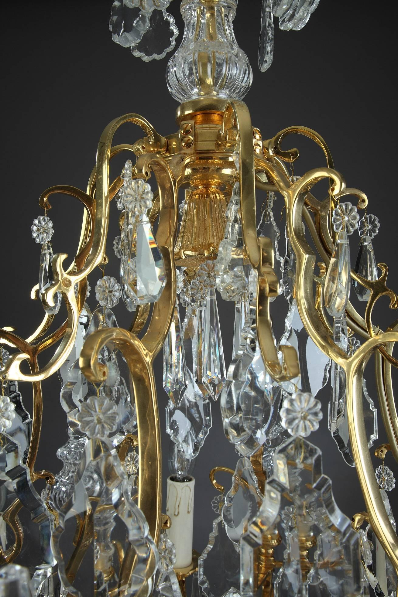 19th Century Cut-Crystal and Gilt Bronze Pair of Chandeliers 4