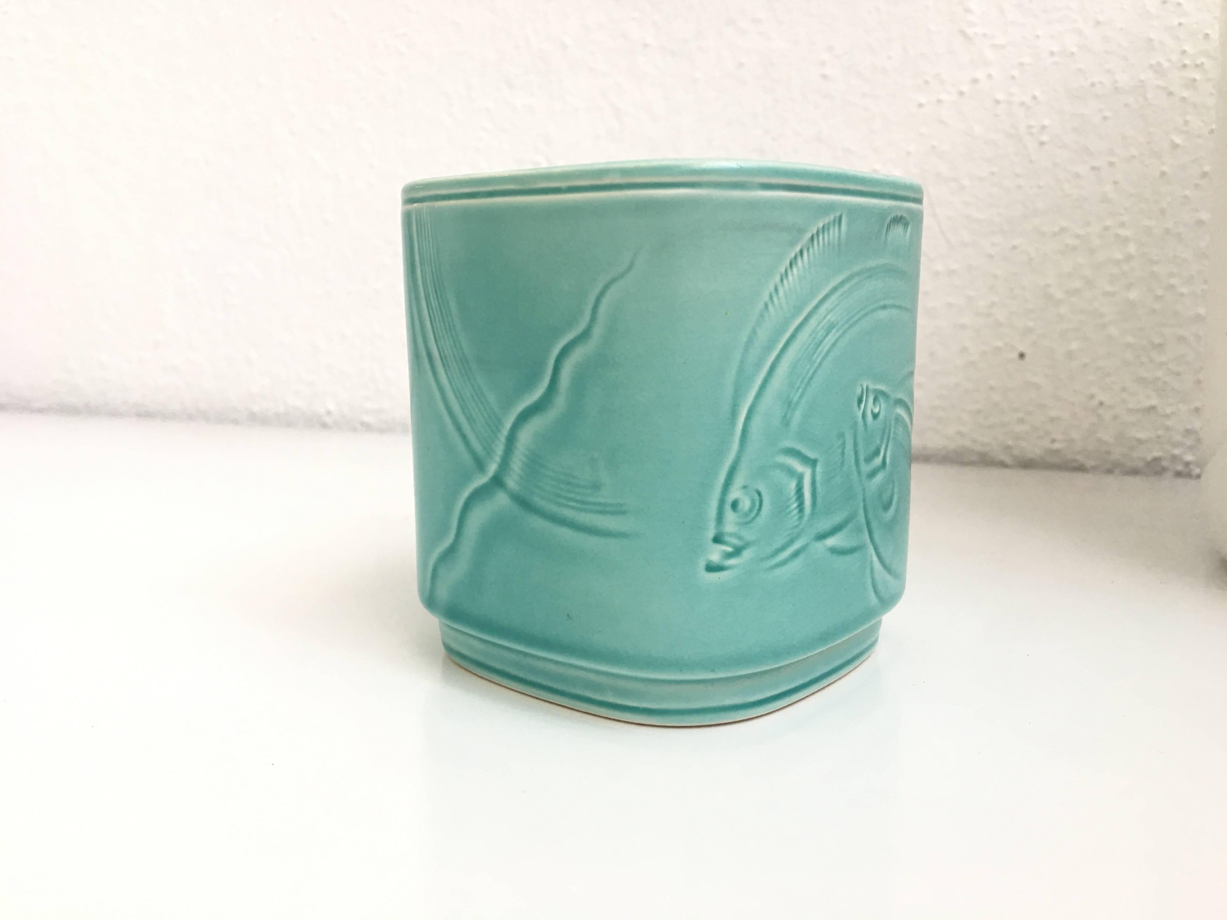 Mid-20th Century Nils Thorsson for Aluminia, Solbjerg Vessel with Fish Motif For Sale