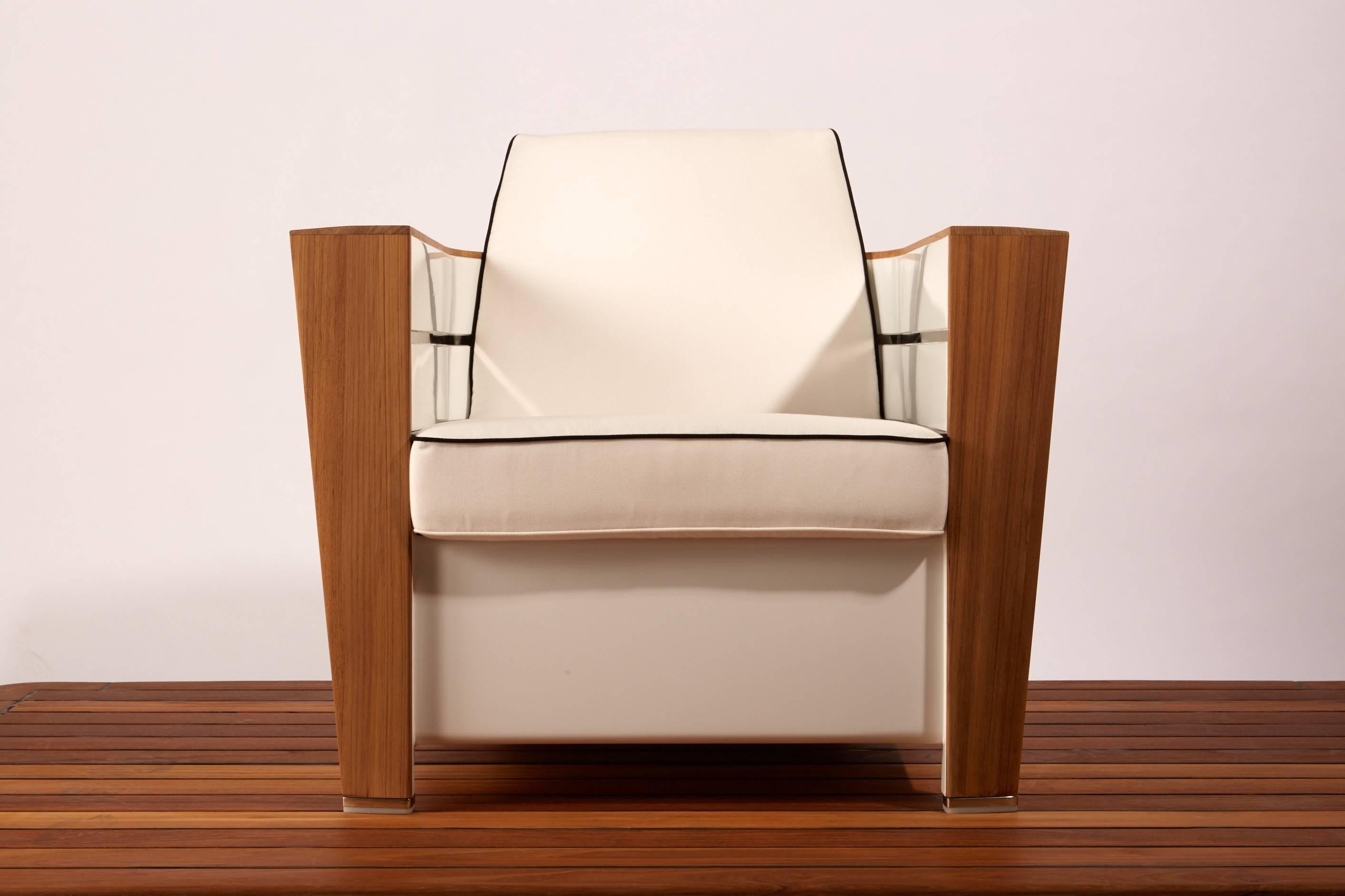 Hand-Crafted Gosling Marine Lounge Tub Chair in Carbon Fibre, Teak and Upholstery For Sale