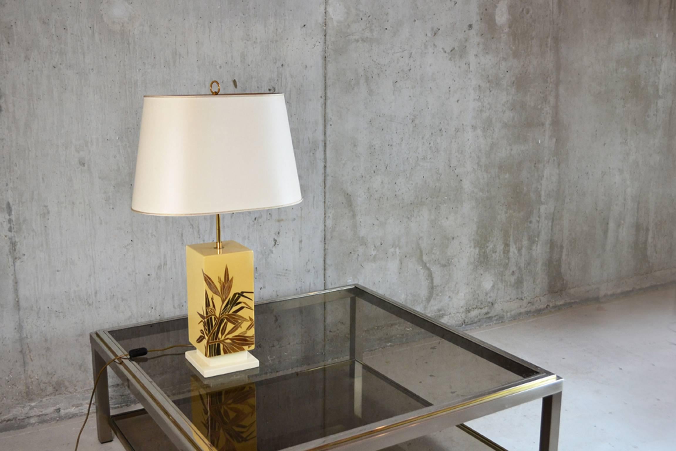 Mid-Century Modern 1960s Palm Leaf Ceramic Lamp For Sale