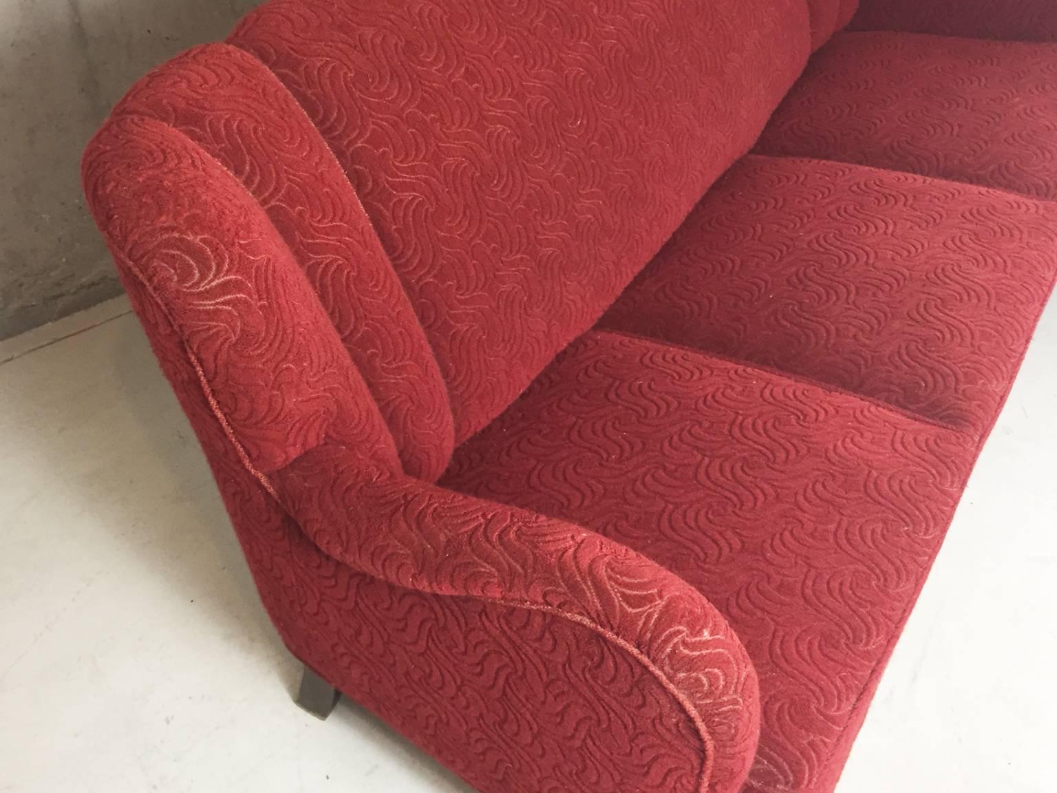 Mid-20th Century Danish 1950s Three-seat sofa, with red patterned original upholstery For Sale