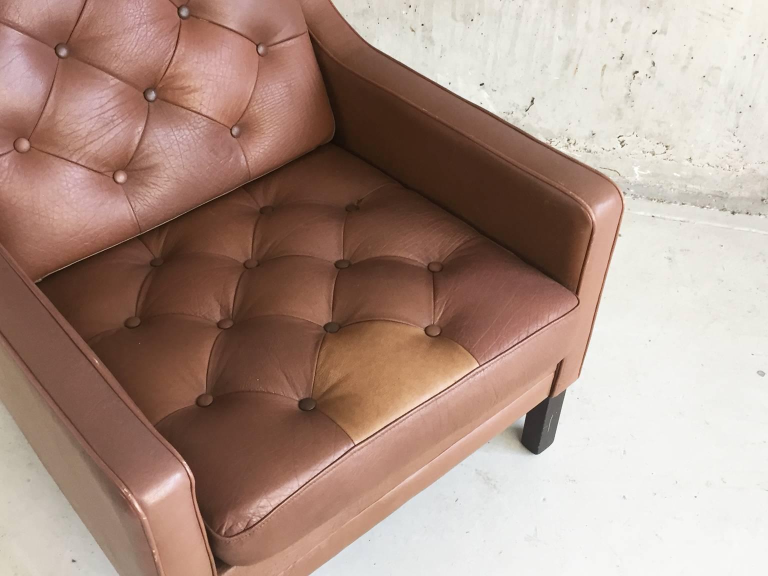1970s, Danish Mid-Century Børge Mogensen Style Brown Leather Armchair In Good Condition For Sale In London, GB