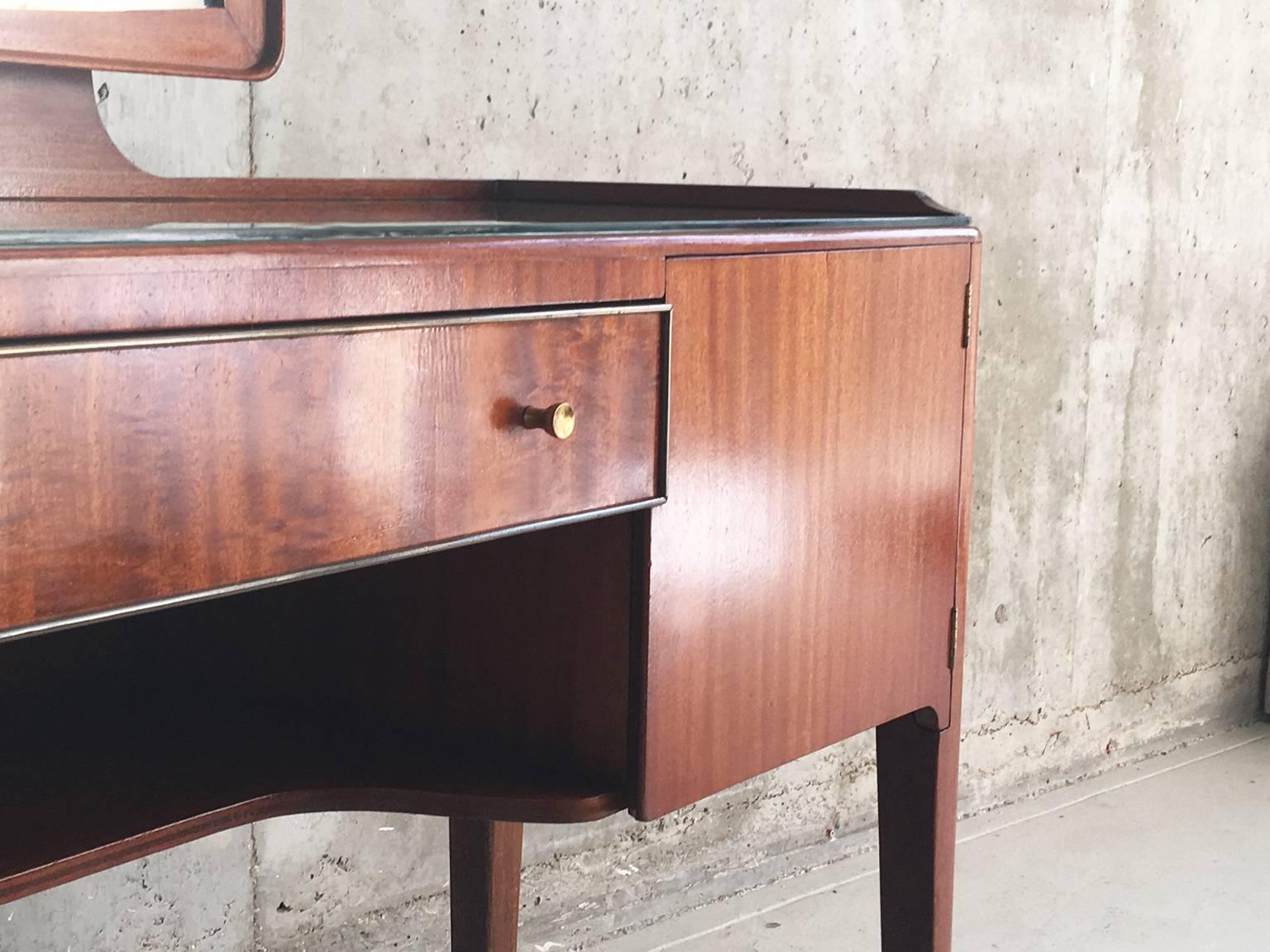 1960s Heals of Lonon Glass Topped Rosewood Dressing Table with Brass Detail In Good Condition In London, GB
