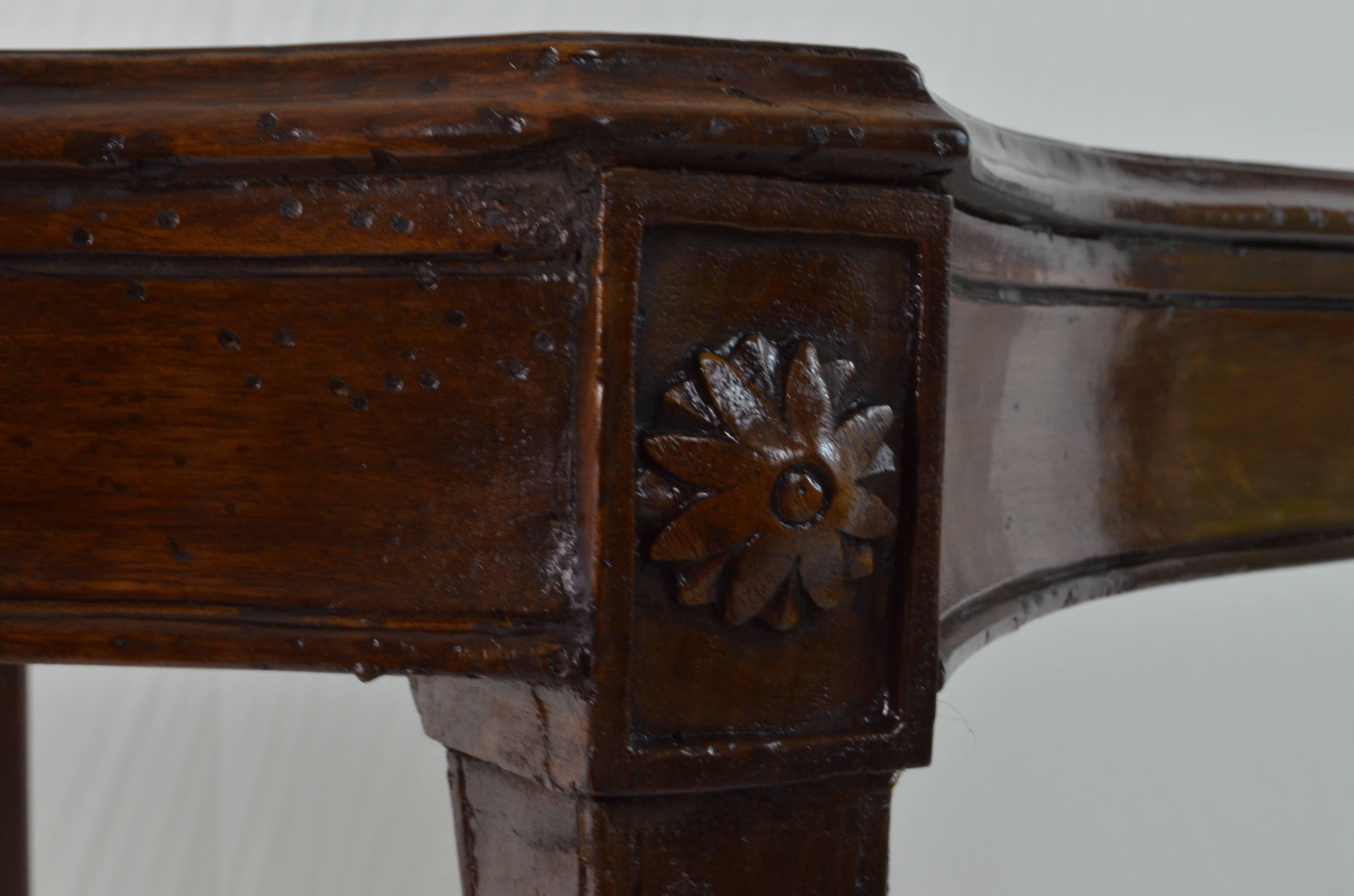 Louis XV Walnut Wood Italian Console Tables 3