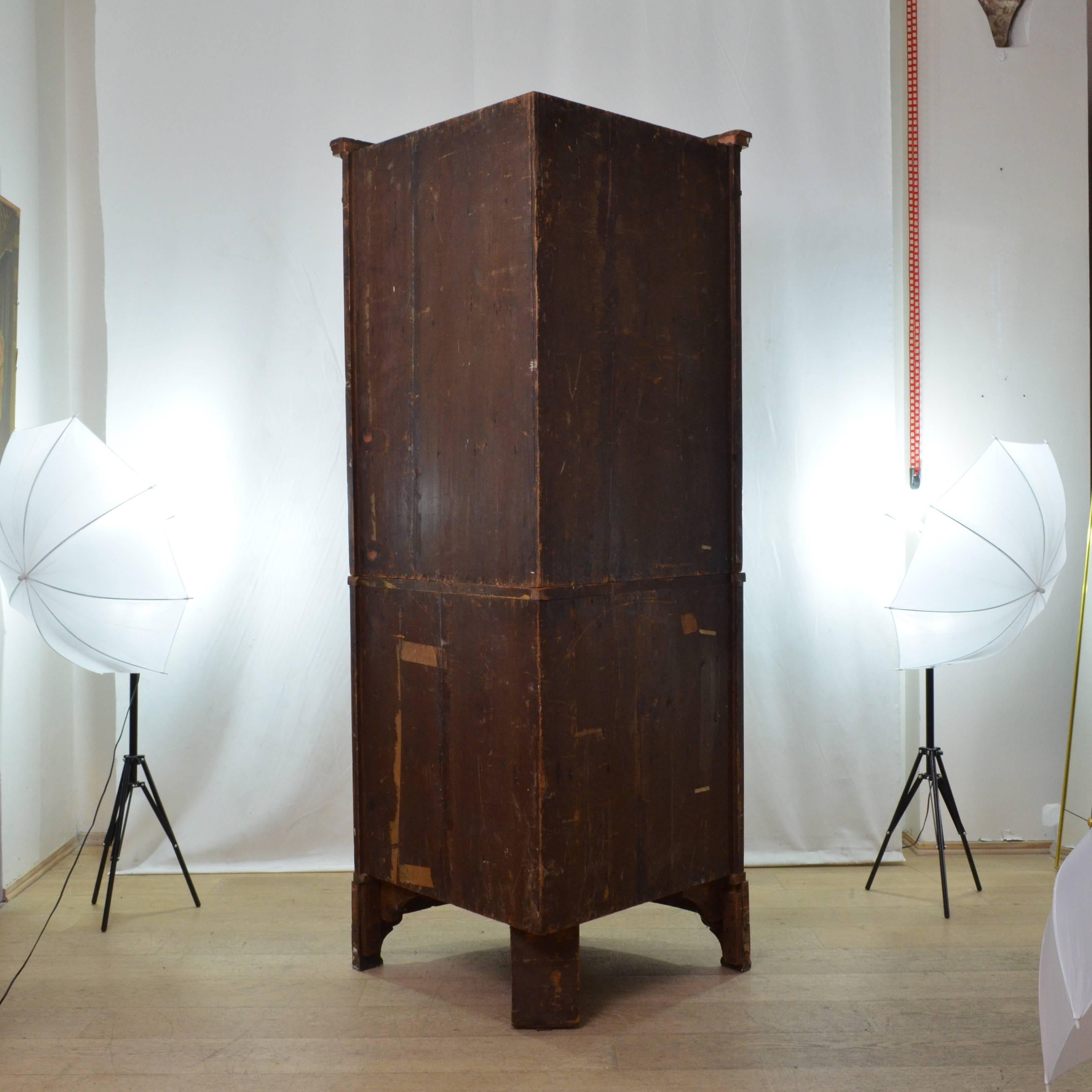 19th Century Mahogany Rounded Corner Cabinet 1