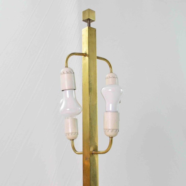 1970s Italian Brass Geometric Table Lamp At 1stdibs Hollywood Regency 1970s Italian Brass Geometric Table Lamp For