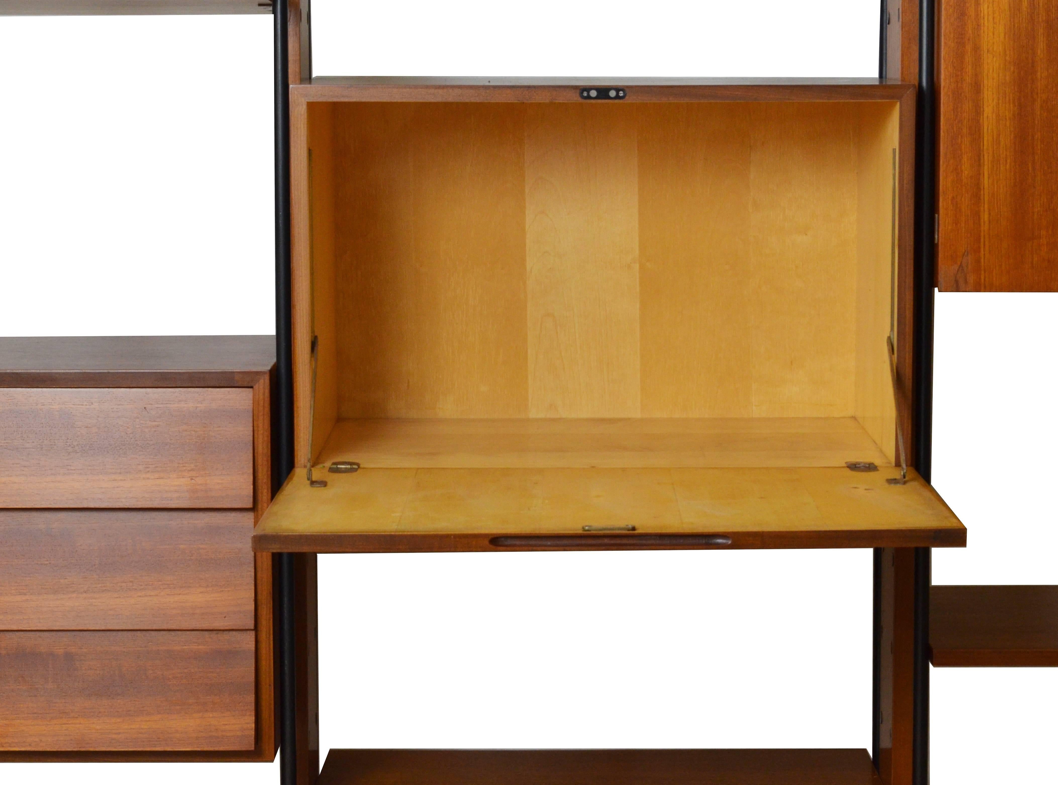 Italian 1960s Bookcase with Adjustable Shelves