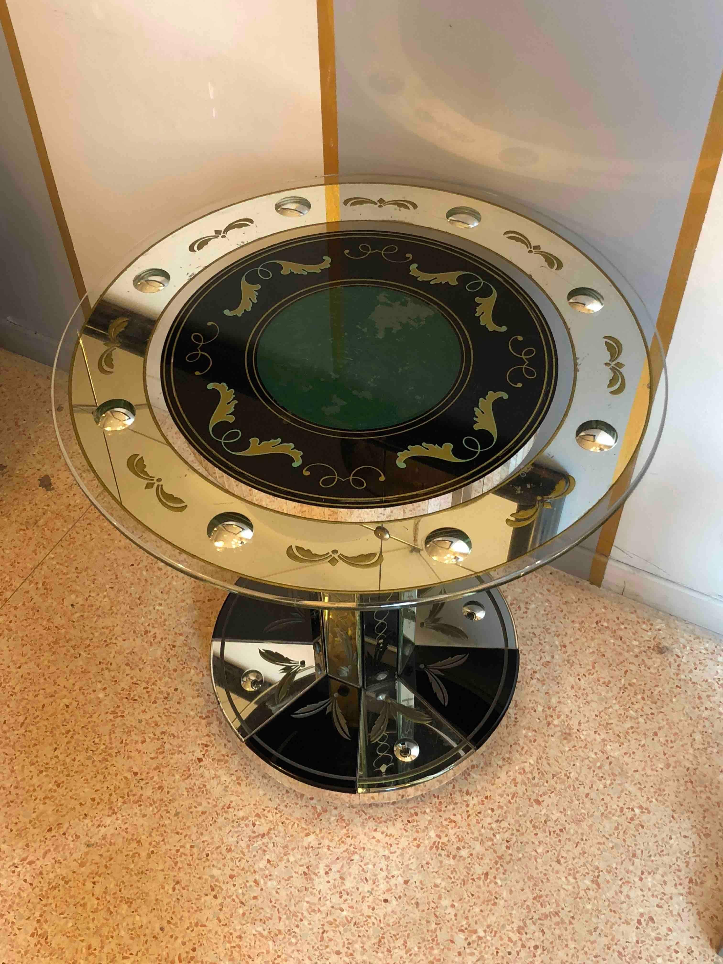 1940s Mirrored Small Round Table 3