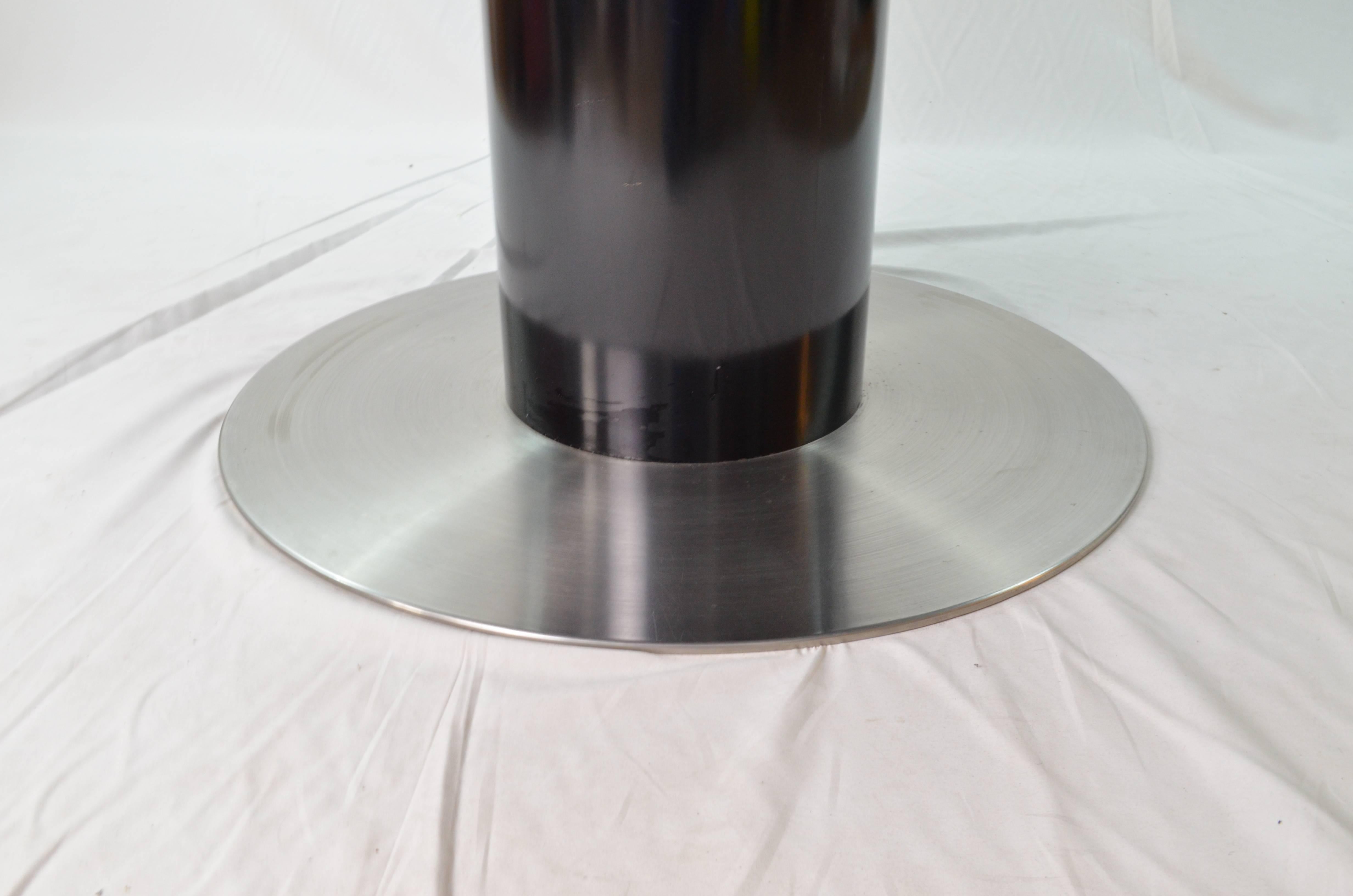 20th Century Italian Willy Rizzo Rounded Black Lacquered Steel Table, 1970s 