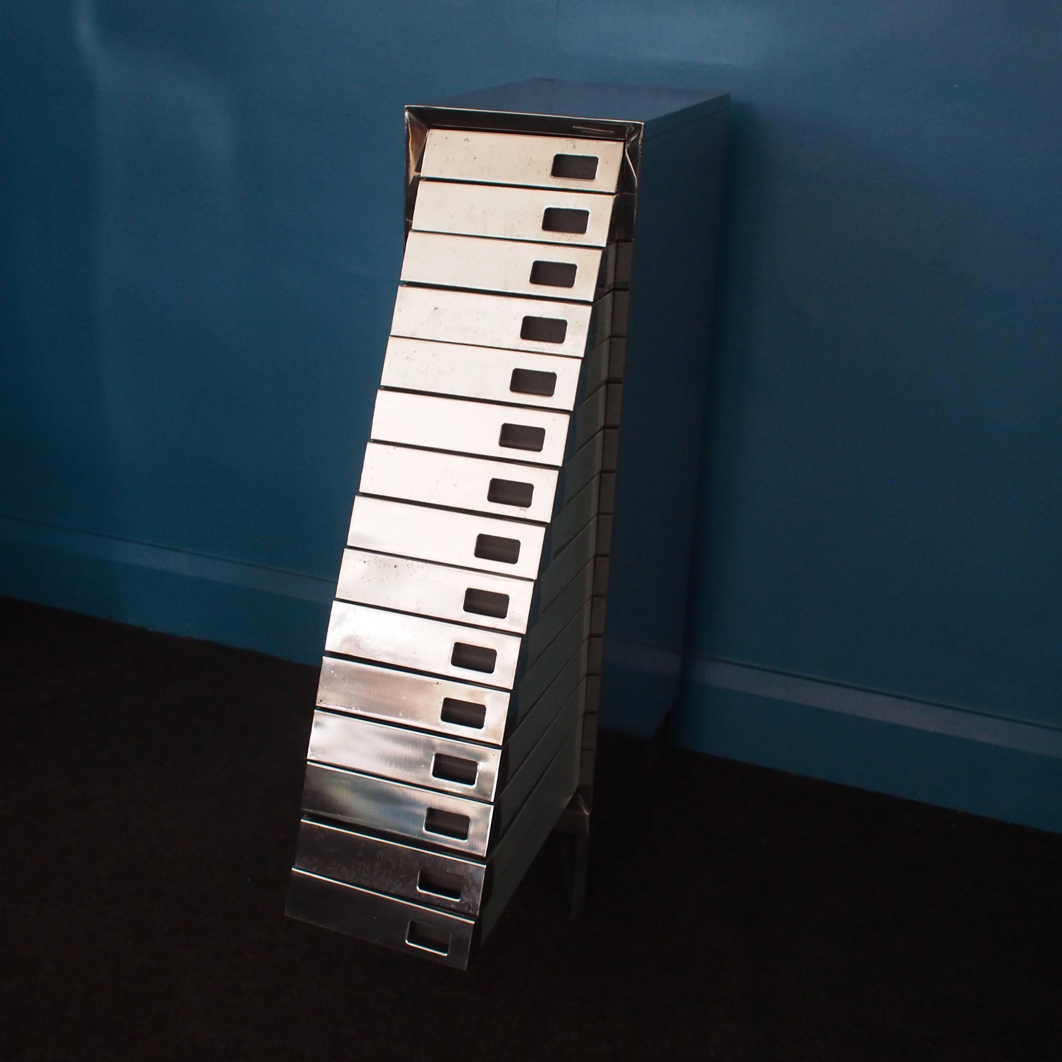 Painted Old Polished Steel Filing Cabinet Set on Angular Base, circa 1930 For Sale