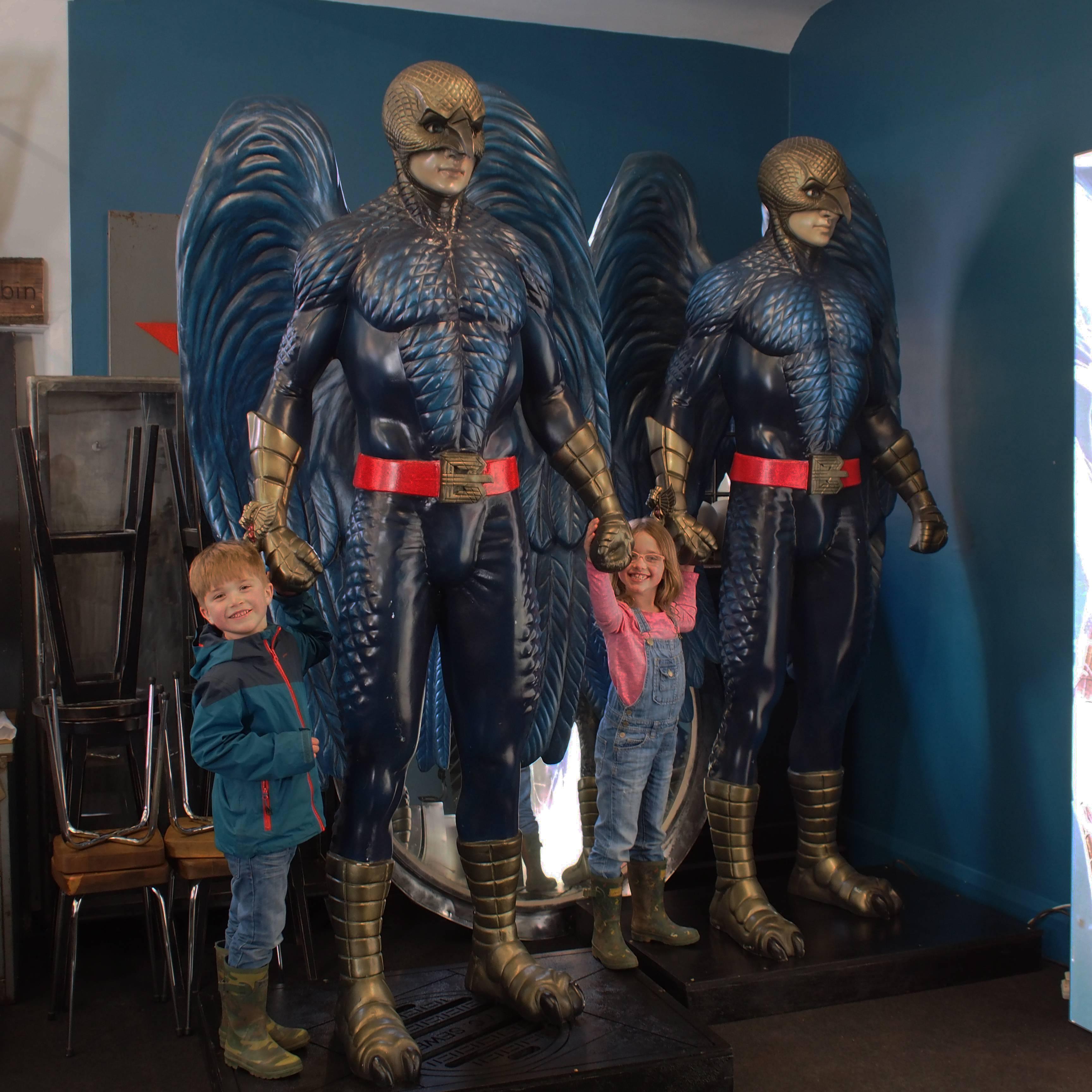 At 2.5 metres tall and from the premiere of the Birdman movie, starring Michael Keaton, this pair of larger-than-life figures are imposing and are certain to be the talking point wherever placed. Perfect for a themed pub, diner, restaurant, games