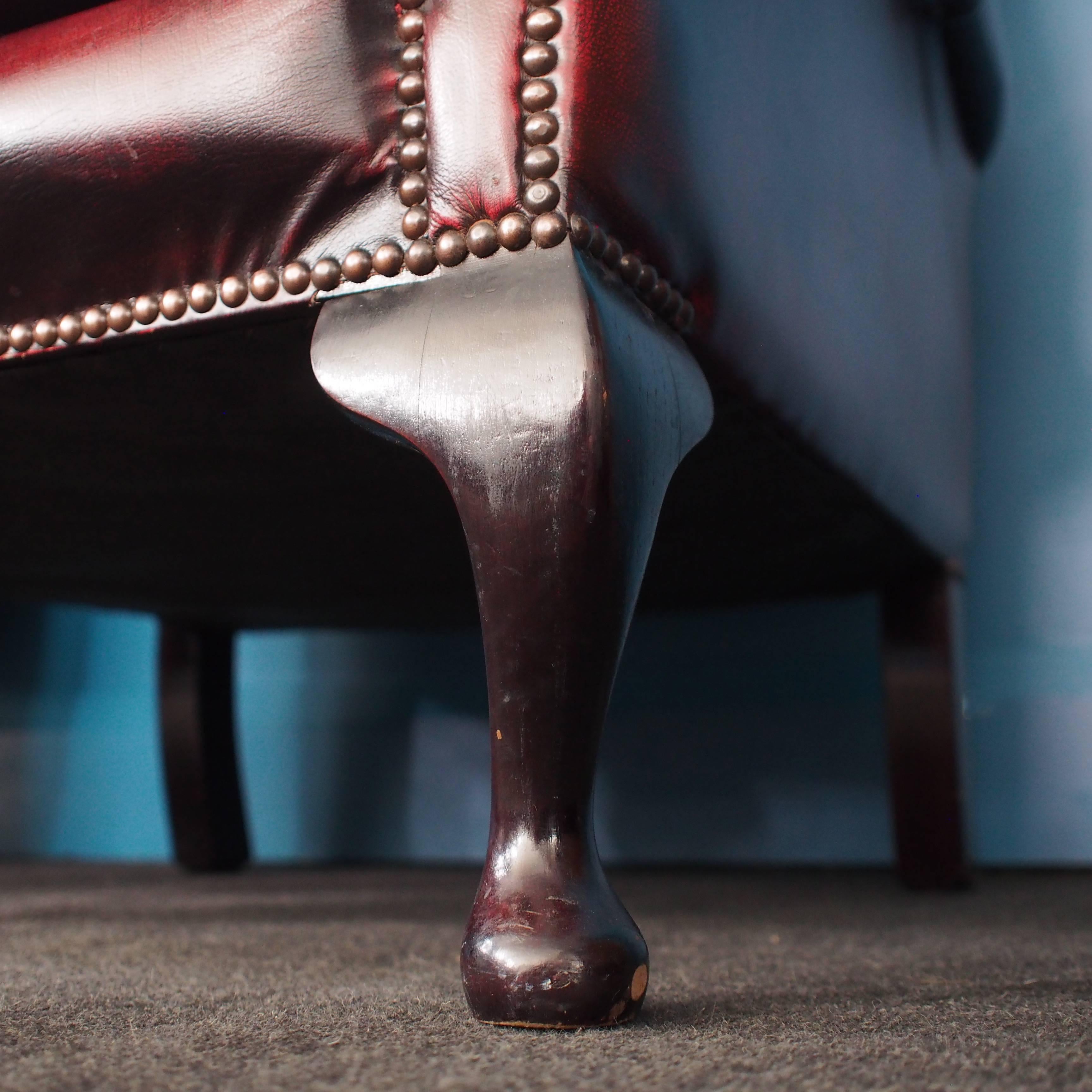 English Vintage Oxblood Leather Wingback Chesterfield Armchairs, Pair, 1970s 2