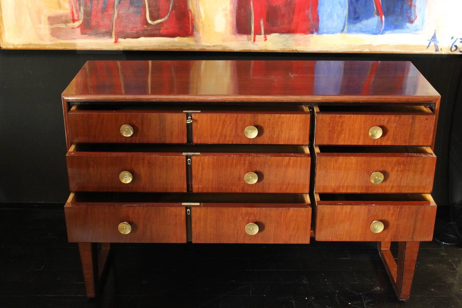 1940s rosewood chest of drawers, six drawers and brass handles.