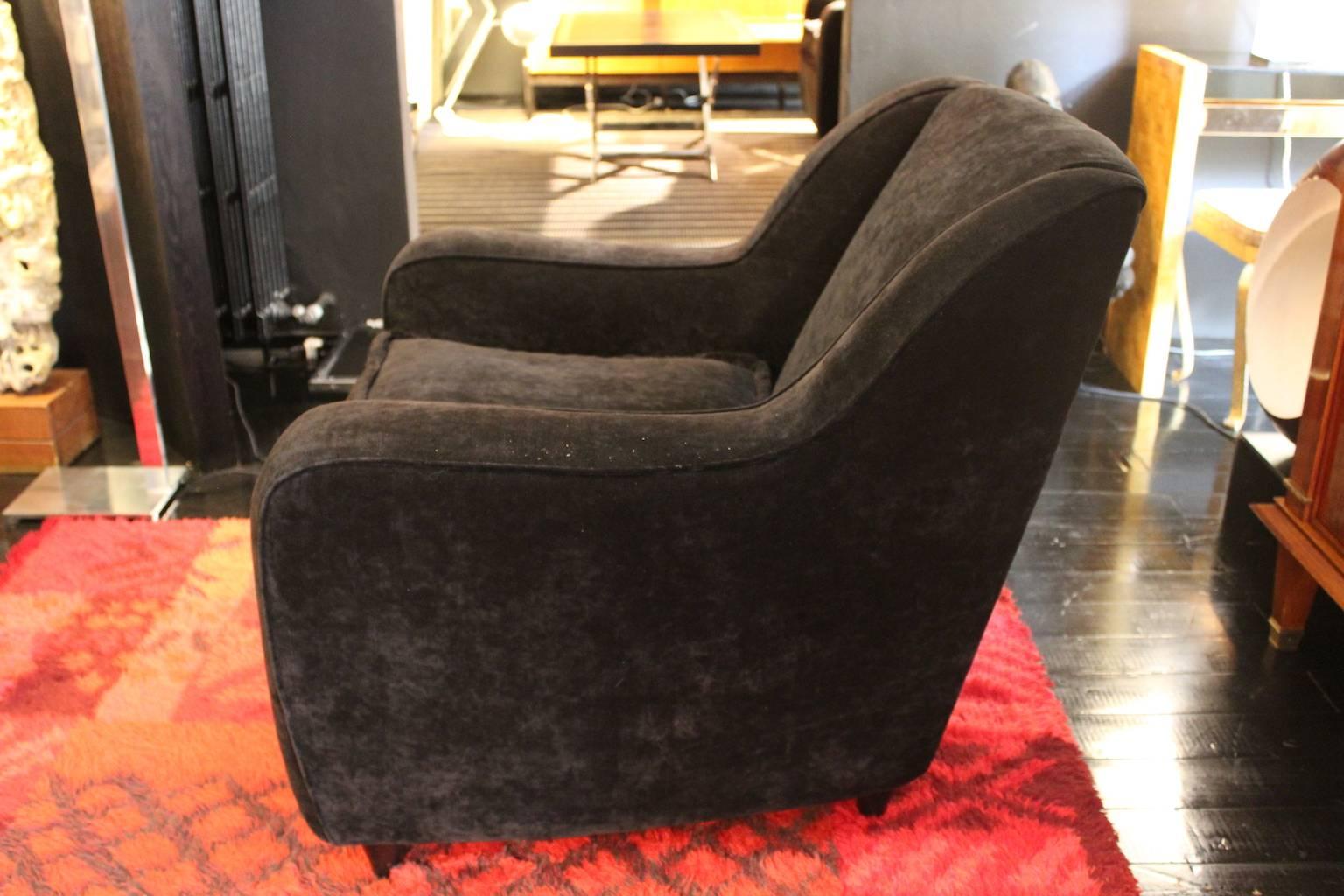 Mid-Century Modern Pair of Beautiful 1960s Armchairs in Black Cotton Velvet For Sale