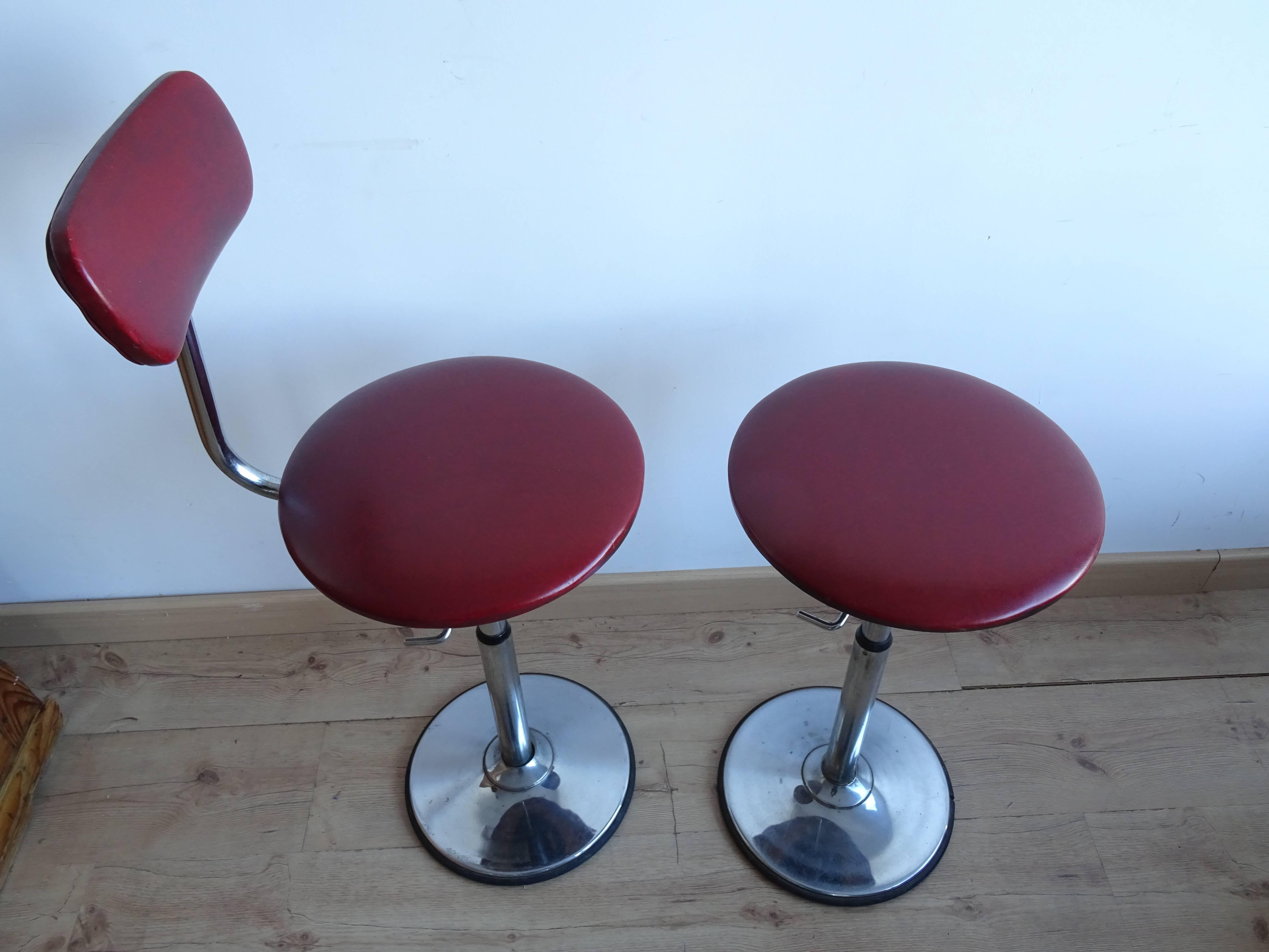 French Vintage Bar Stools, 1960s, Set of Two In Excellent Condition For Sale In Madrid, ES