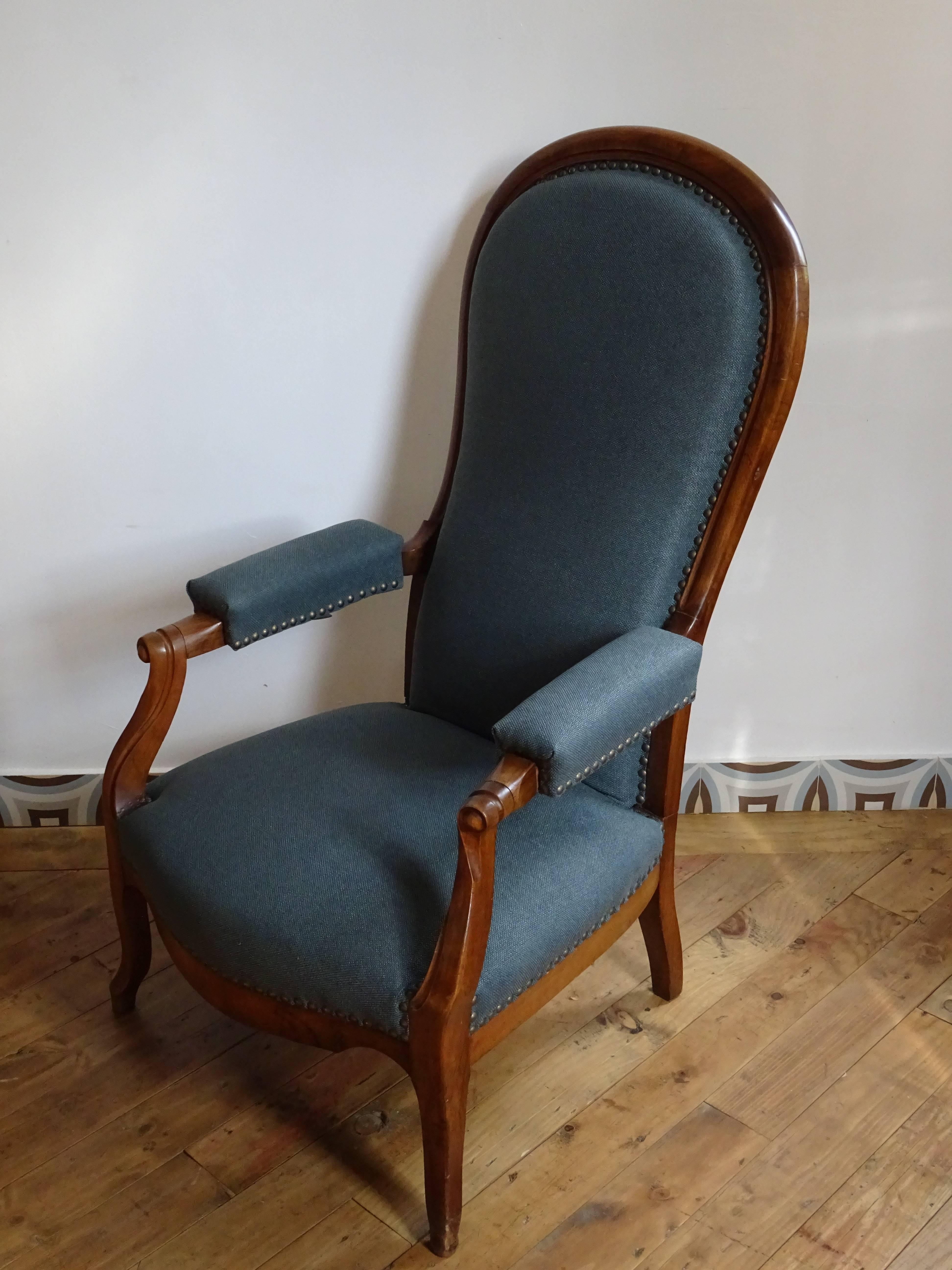 20th Century Early Century, French Reclining Walnut Voltaire Chair For Sale