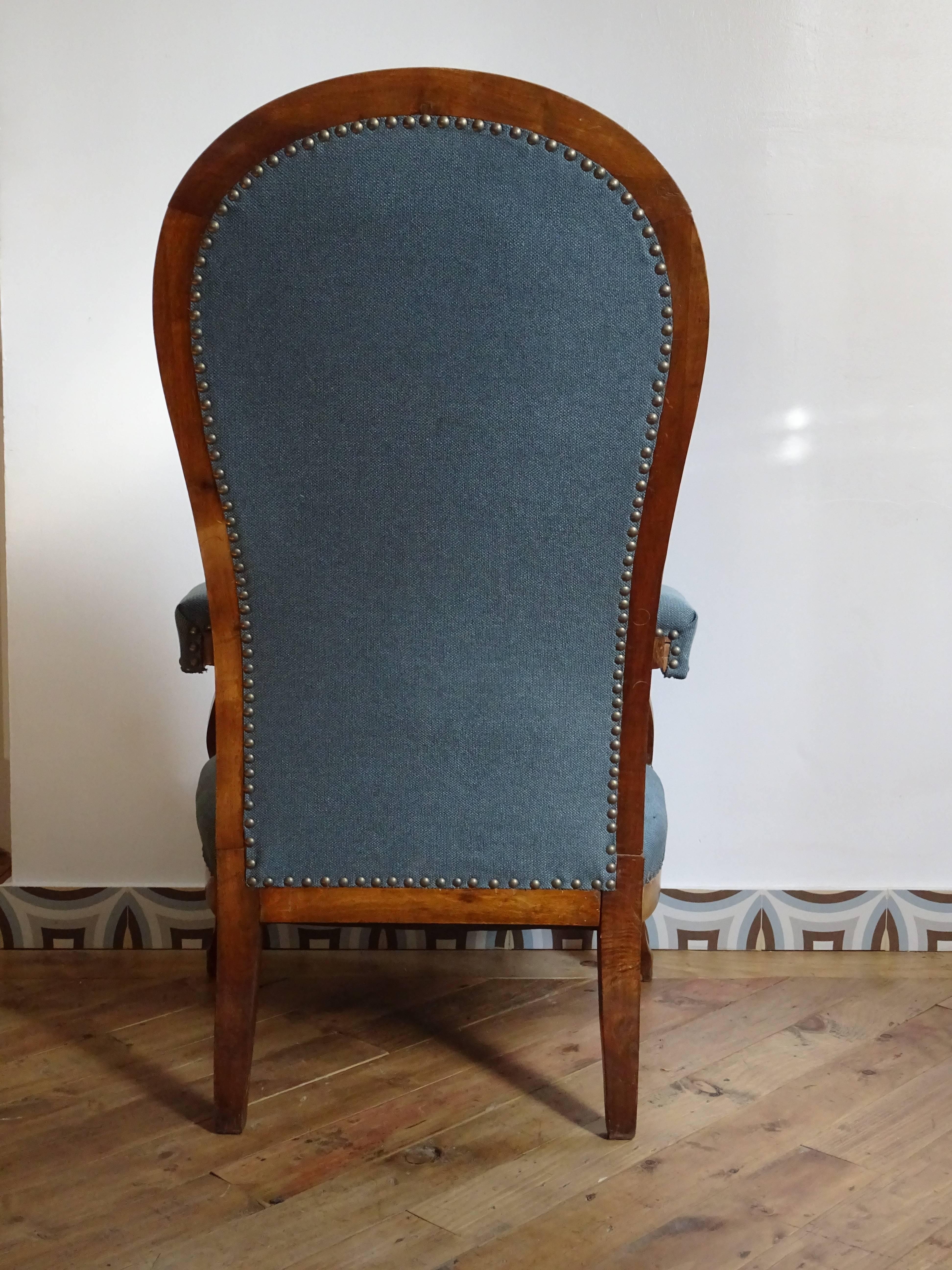 Early Century, French Reclining Walnut Voltaire Chair For Sale 3