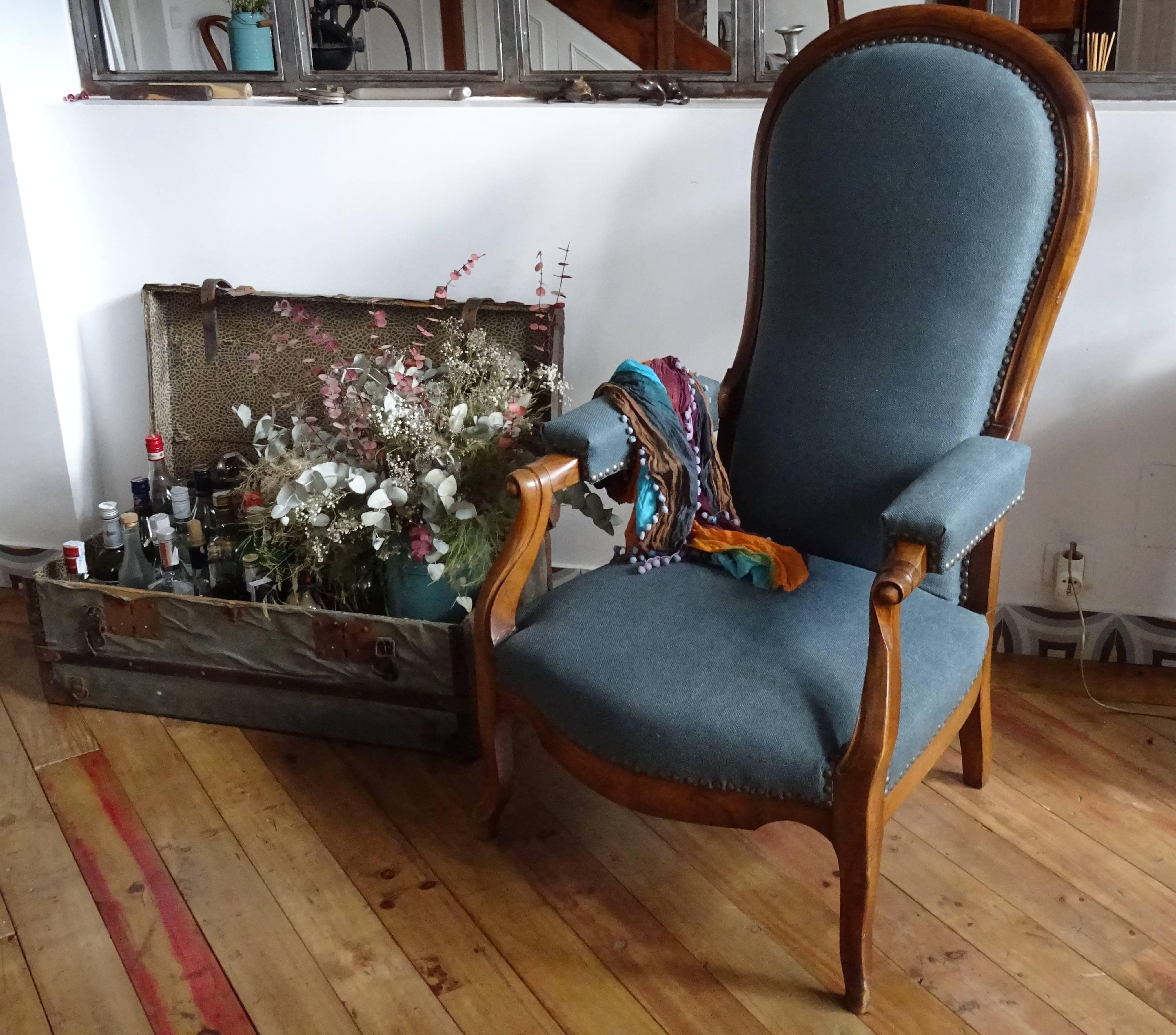 Early Century, French Reclining Walnut Voltaire Chair For Sale 5