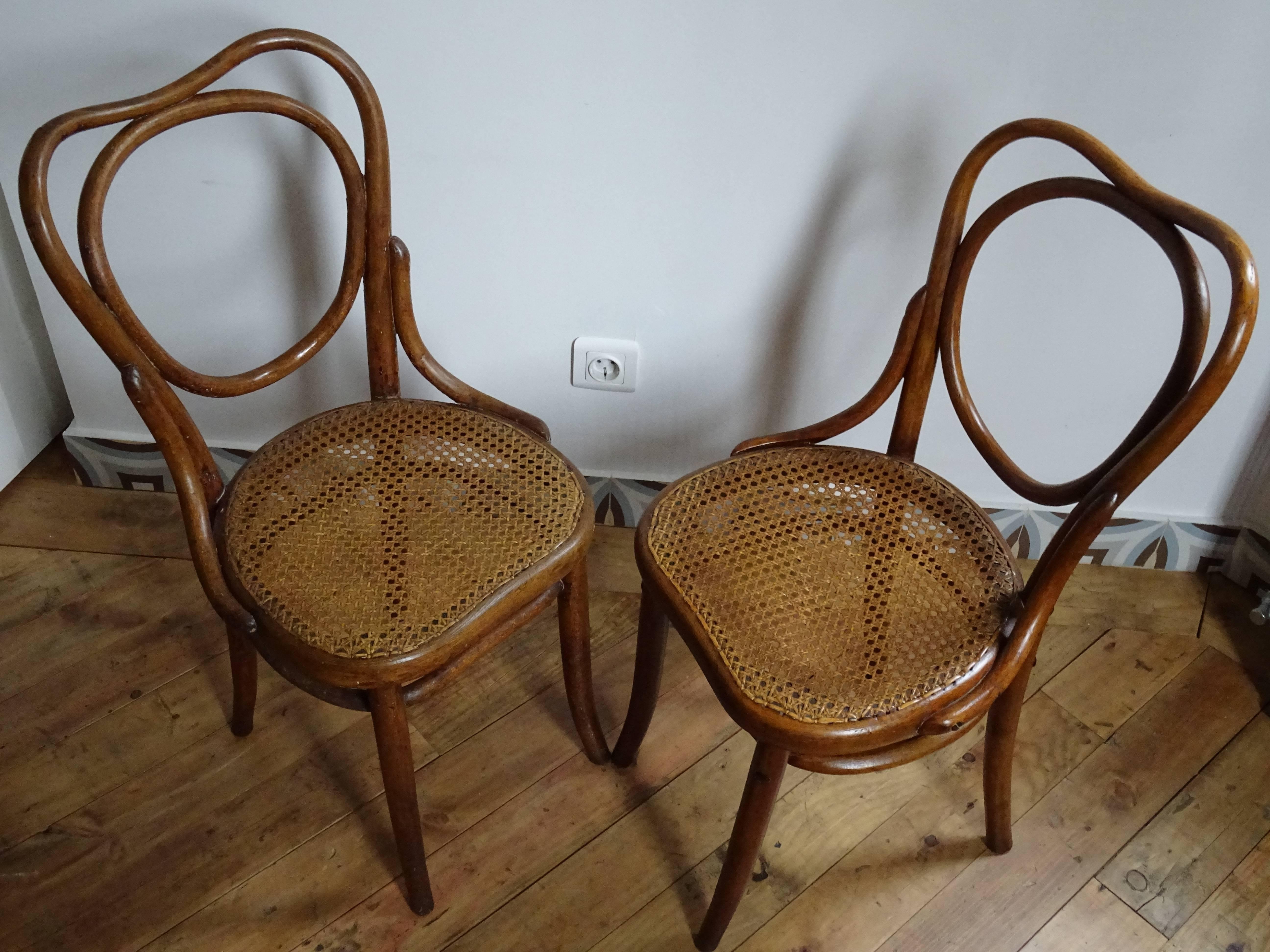 French Thonet Style Bistro Chairs, Early 20th Century, Set of Two For Sale 4