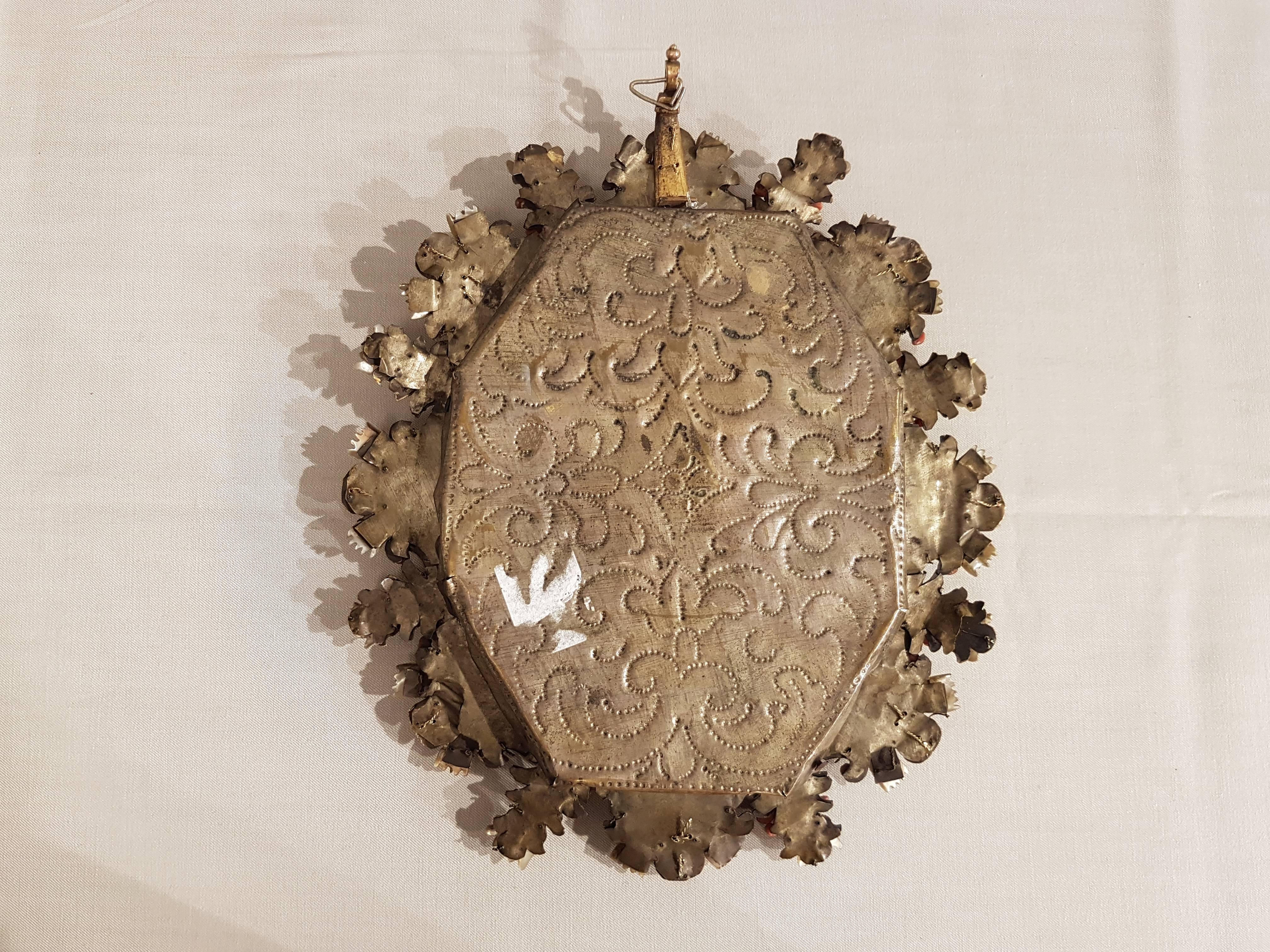 Coral and Mother-of-Pearl Plaque, Trapani, 18th Century In Excellent Condition For Sale In Rome, IT
