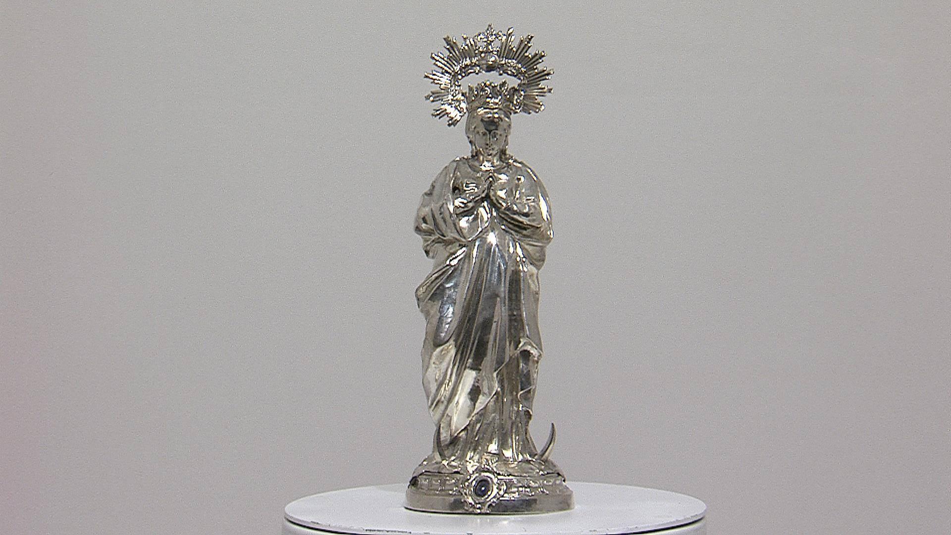 A set of four silver repoussé sculptures depicting Christ, the Virgin Mary, Mary Magdalene and Saint John.
By silversmith Bartolomeo Borroni,
Rome, circa 1750.

Repoussé (or repoussage) is a metalworking technique in which a malleable metal is