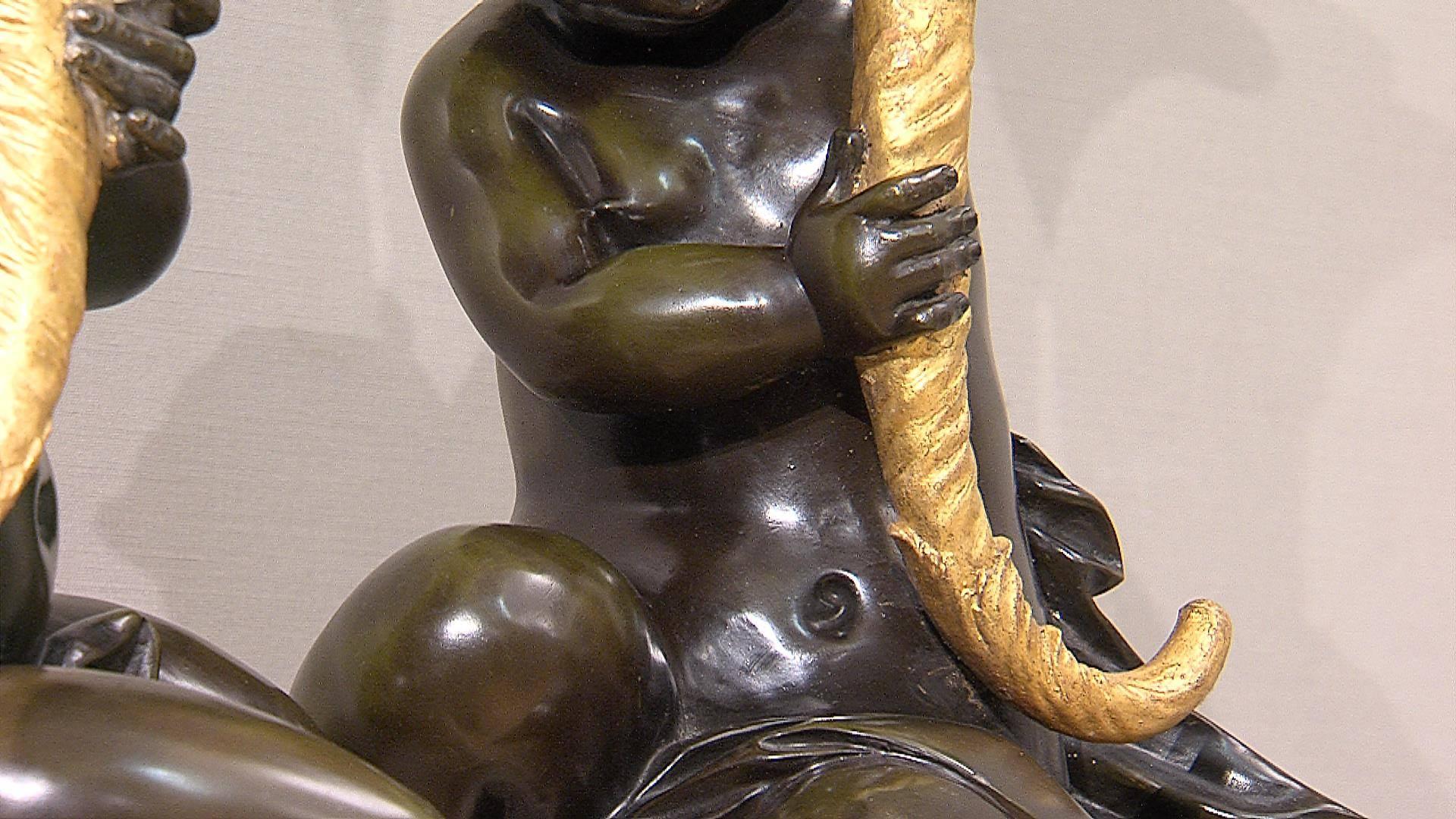 Bronze Putti on Marble Columns, France, Mid-19th Century In Excellent Condition For Sale In Rome, IT
