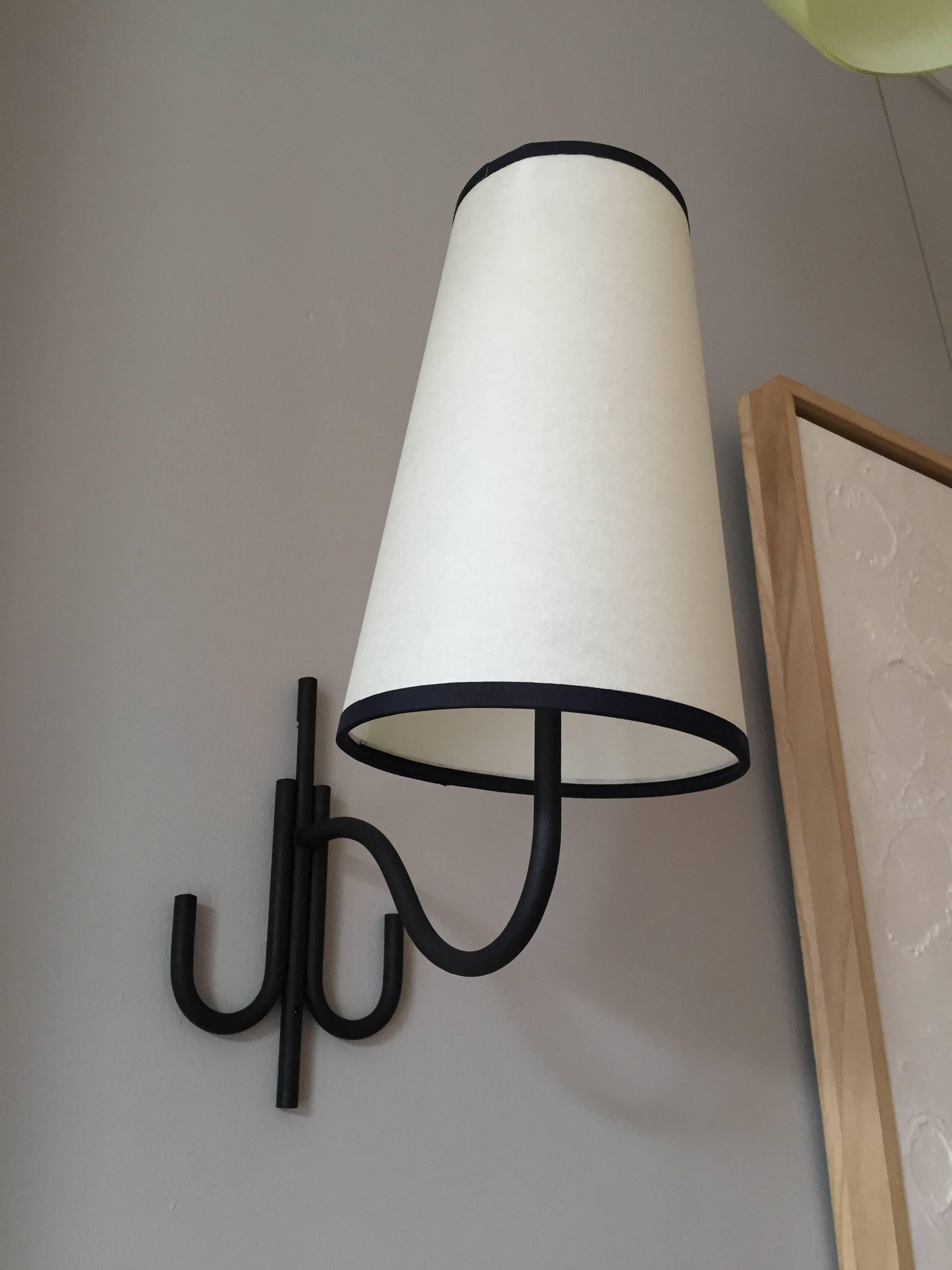 light manner