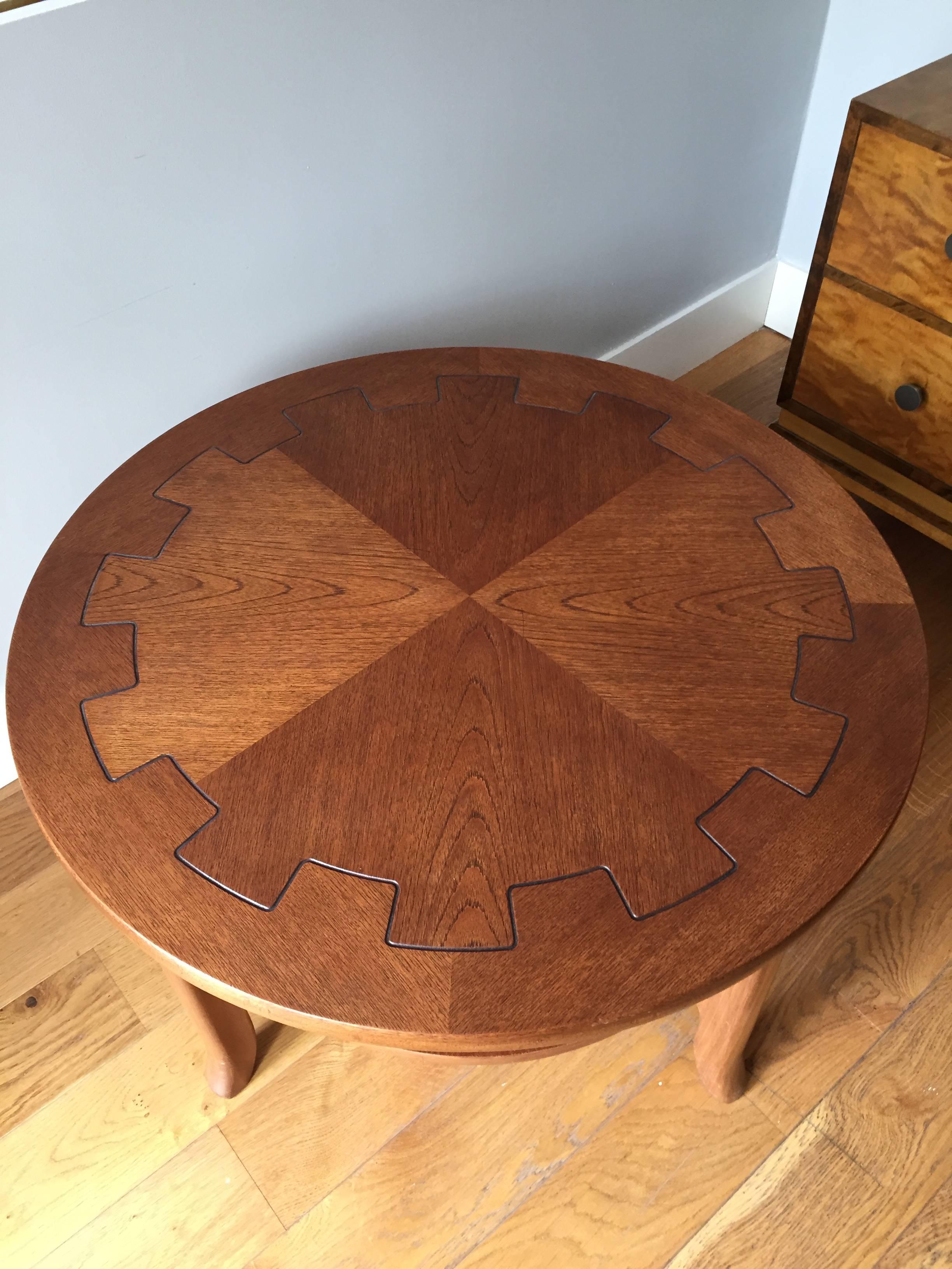 Veneer French 1940s Circular Oak and Walnut Two-Tiered Coffee Table