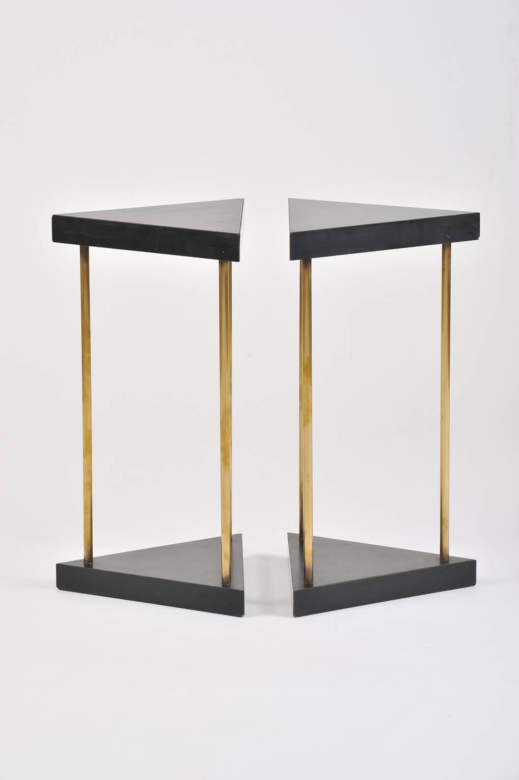 French Pair of 1950s Brass and Black Melaminate Triangular Side Tables
