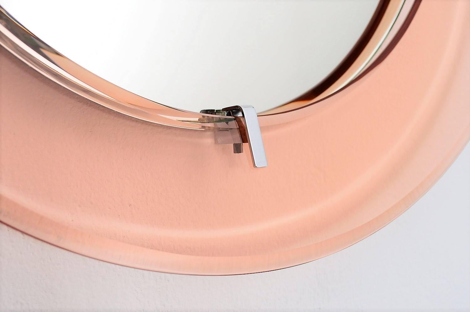 Italian Pink Rose Glass Wall Mirror from Cristal Arte, 1970s In Excellent Condition In Morazzone, Varese