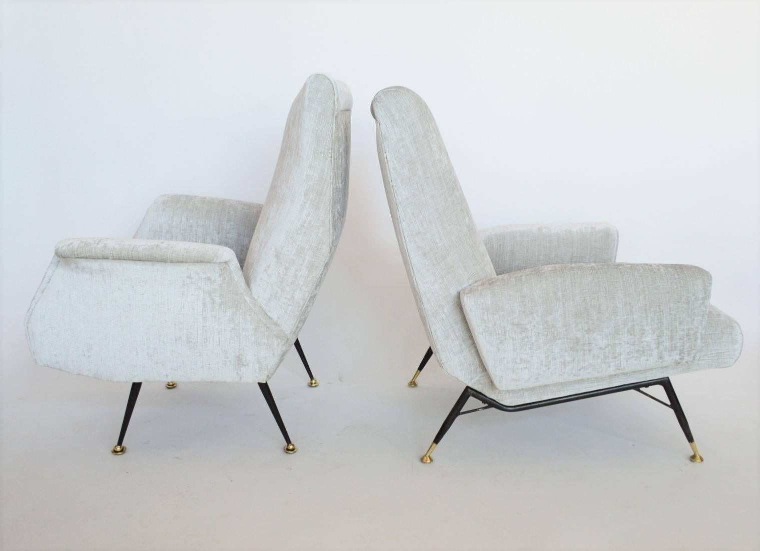 Polished Italian Midcentury Armchair in White Chenille and Brass, 1950s