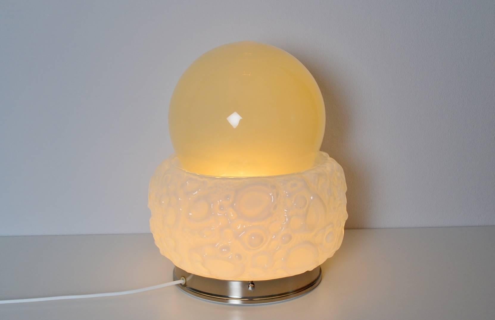 Italian Mid Century Murano Space Age Table Lamp by Mazzega, 1970s For Sale 2