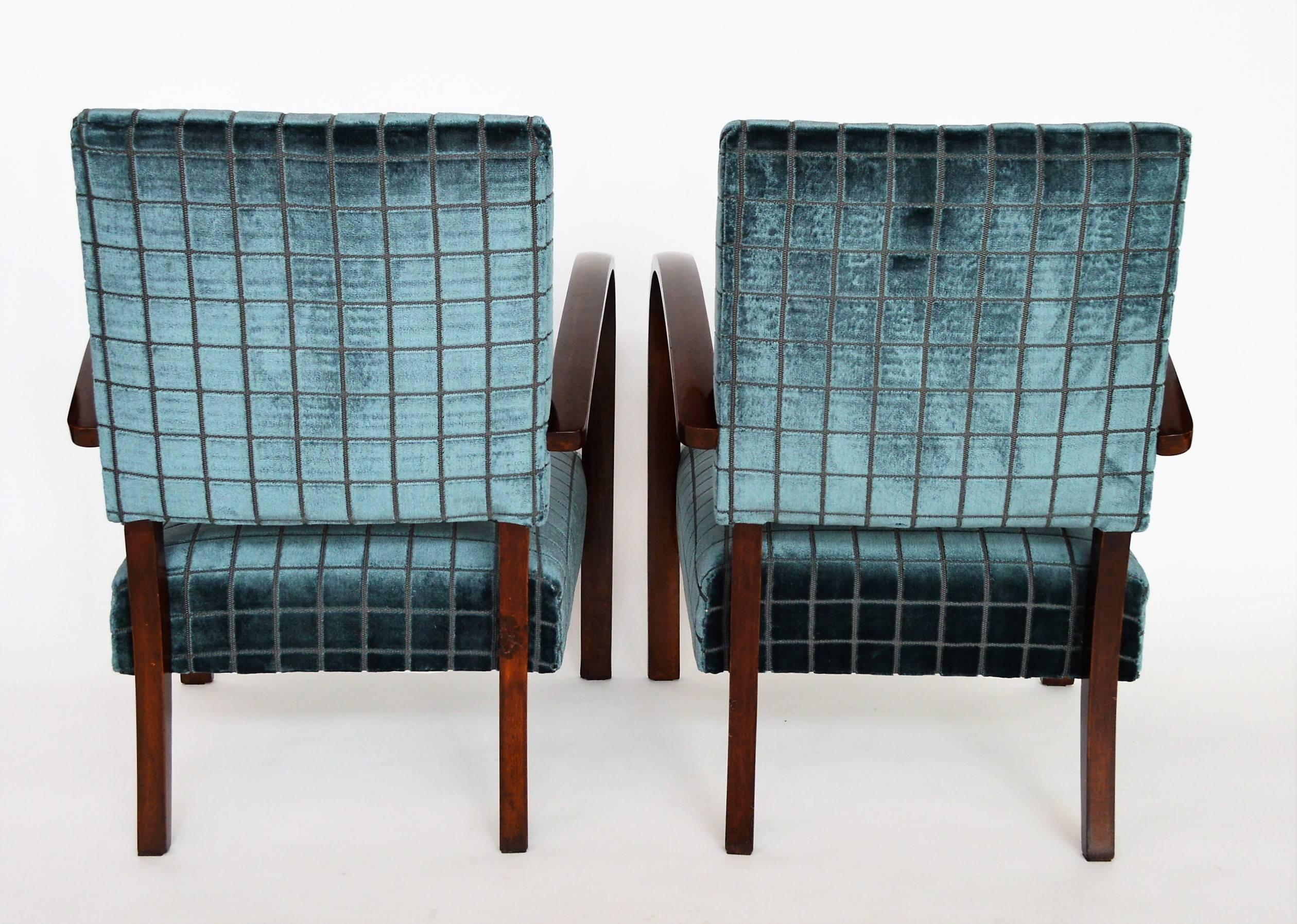 Italian Art Deco Armchairs in Beech and Velvet, 1940s, Set of Two im Zustand „Gut“ in Morazzone, Varese